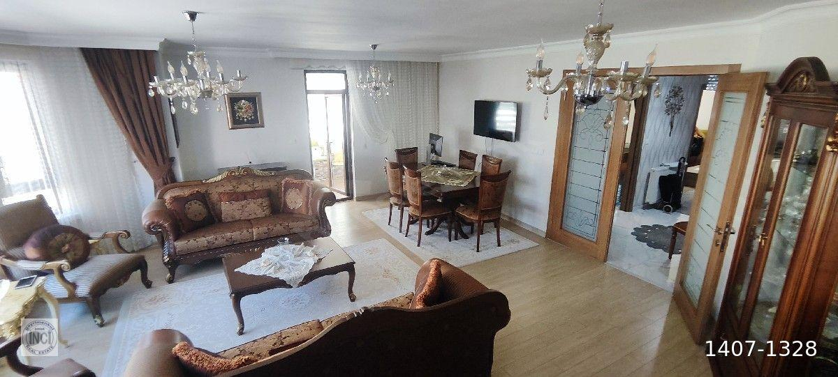 ÇANKAYA Sancak Lüks MOBİLYALI .Kombili, bakımlı , asansörlü ara kat, 4+1TEMİZ