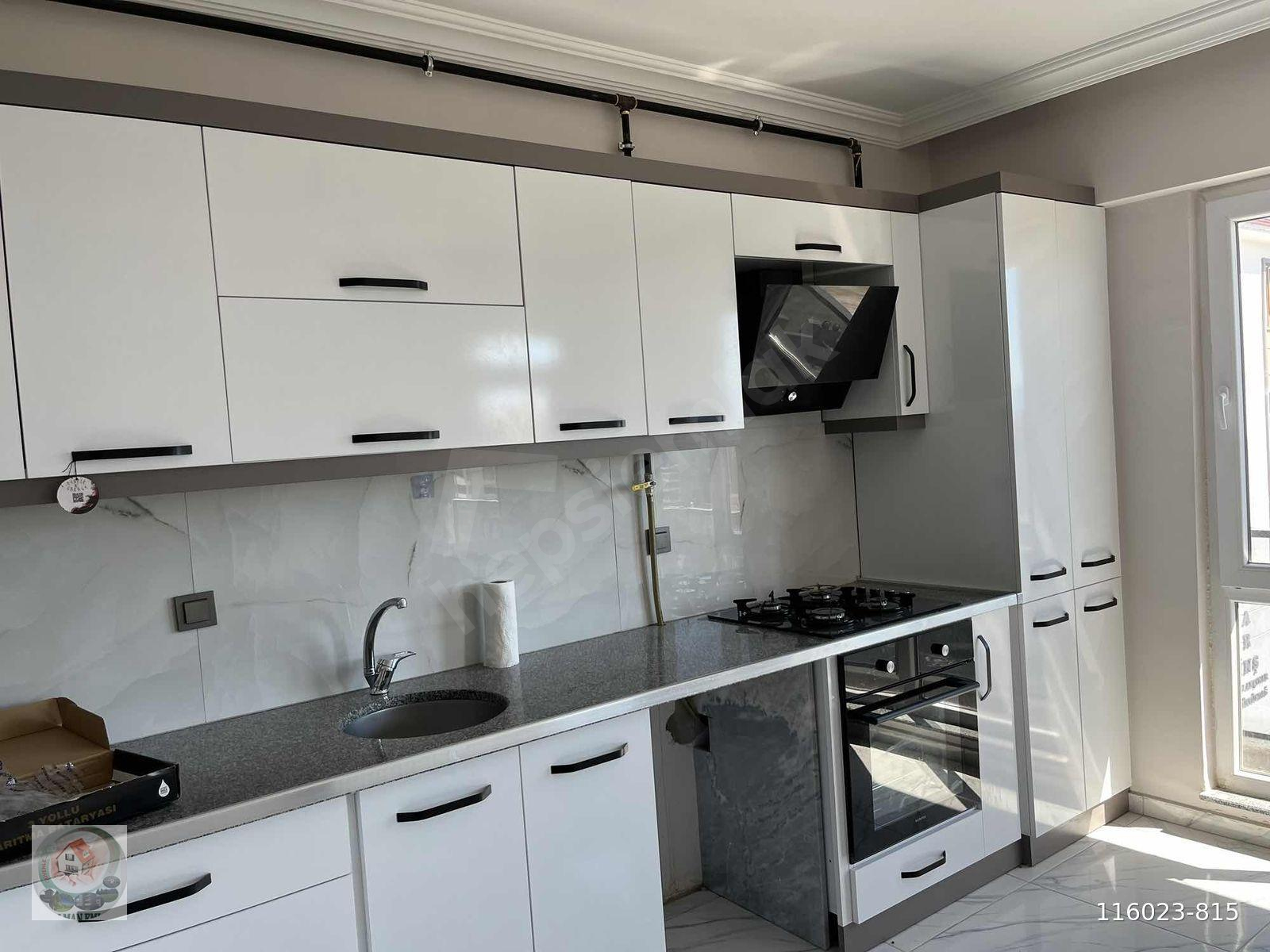 ISPARTA MERKEZ DEREGÜMÜ SİTE İÇİ 5. KAT 3+1 KİRALIK DAİRE