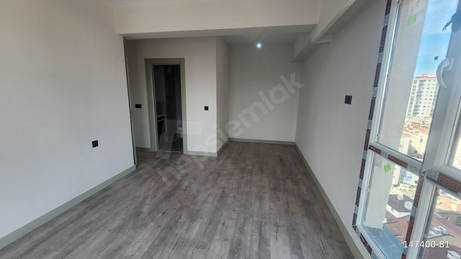 ENES YETERDEN GÜNEŞLİ MEYDANA YAKIN 3+1 SIFIR SİTE İÇİ DAİRE