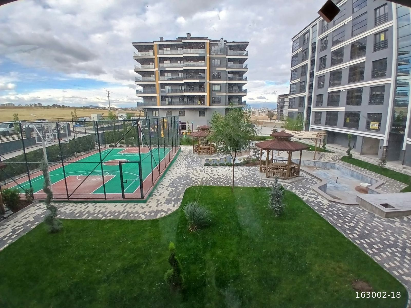 KUYUCAK NOON MİLLENNİUM'DA SATILIK 2+1 DAİRE