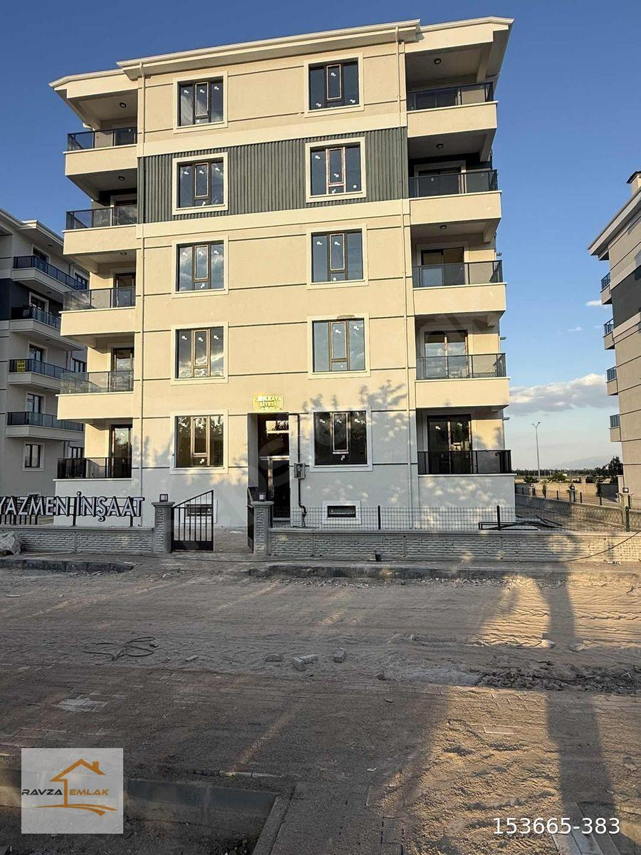 ALİ İHSANPAŞA MAHALLESİN DE SATILIK LÜKS 3+1 DAŞRELLER