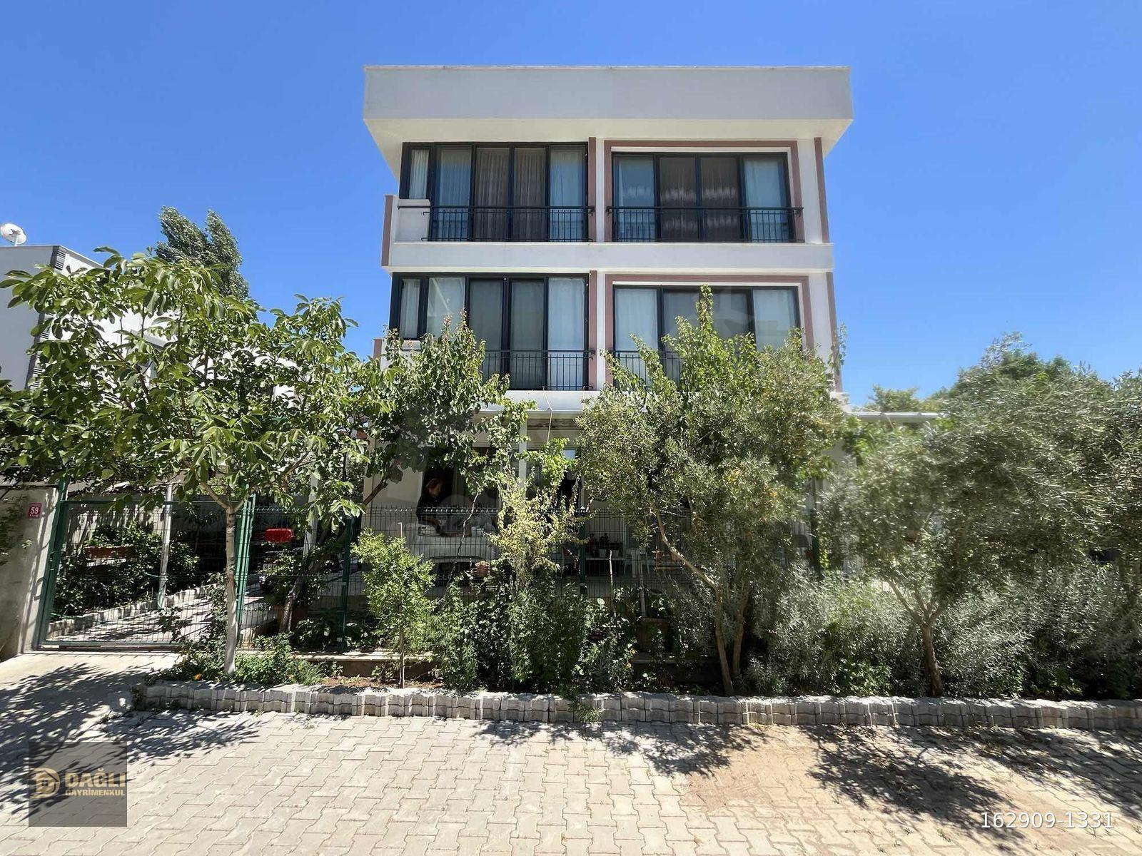 DAĞLI GAYRİMENKUL'DEN 2+1 KİRALIK DAİRE