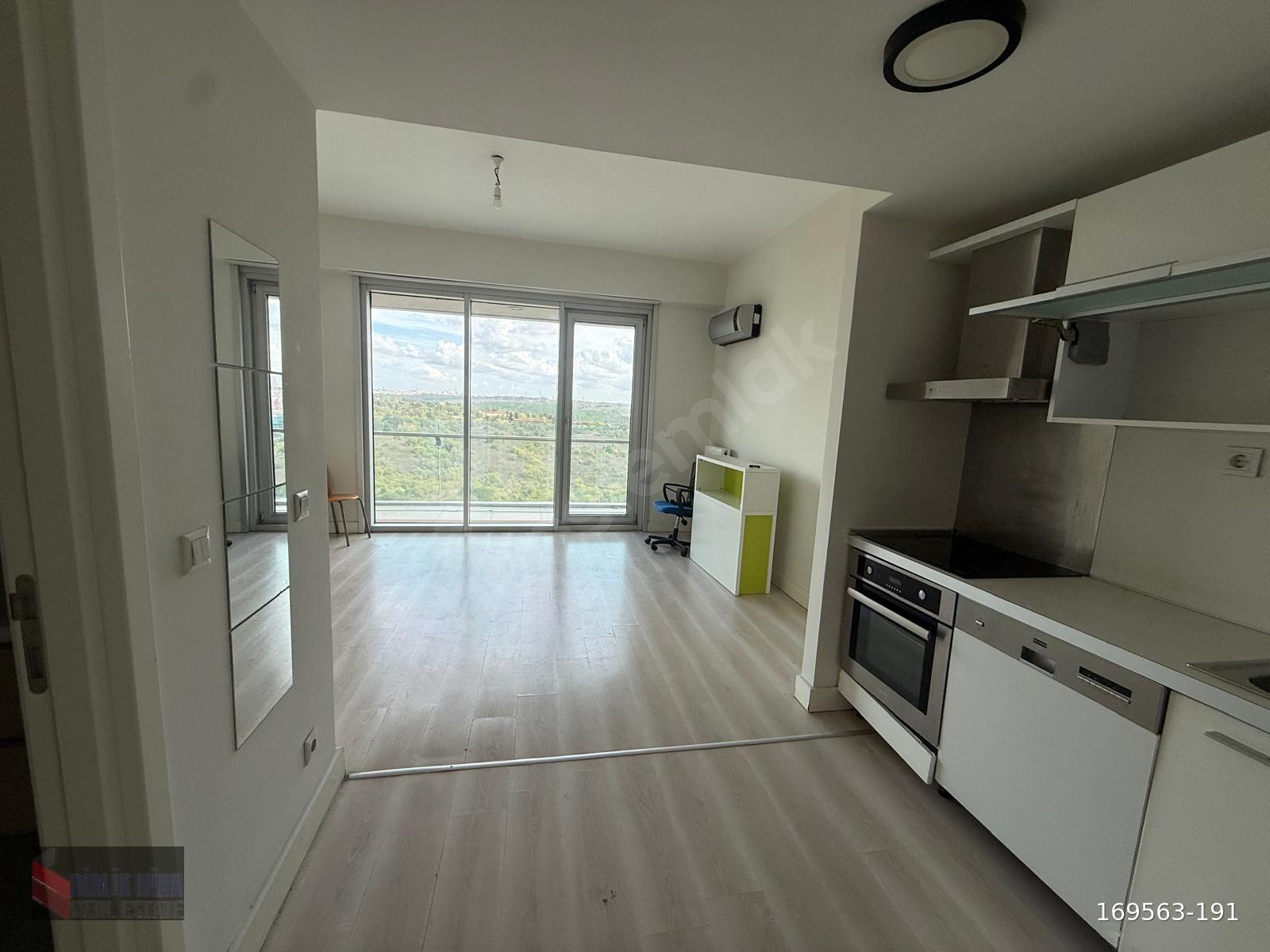 BATIŞEHİR HİRA'DAN KİRALIK BOŞ 1+0 STÜDYO DAİRE
