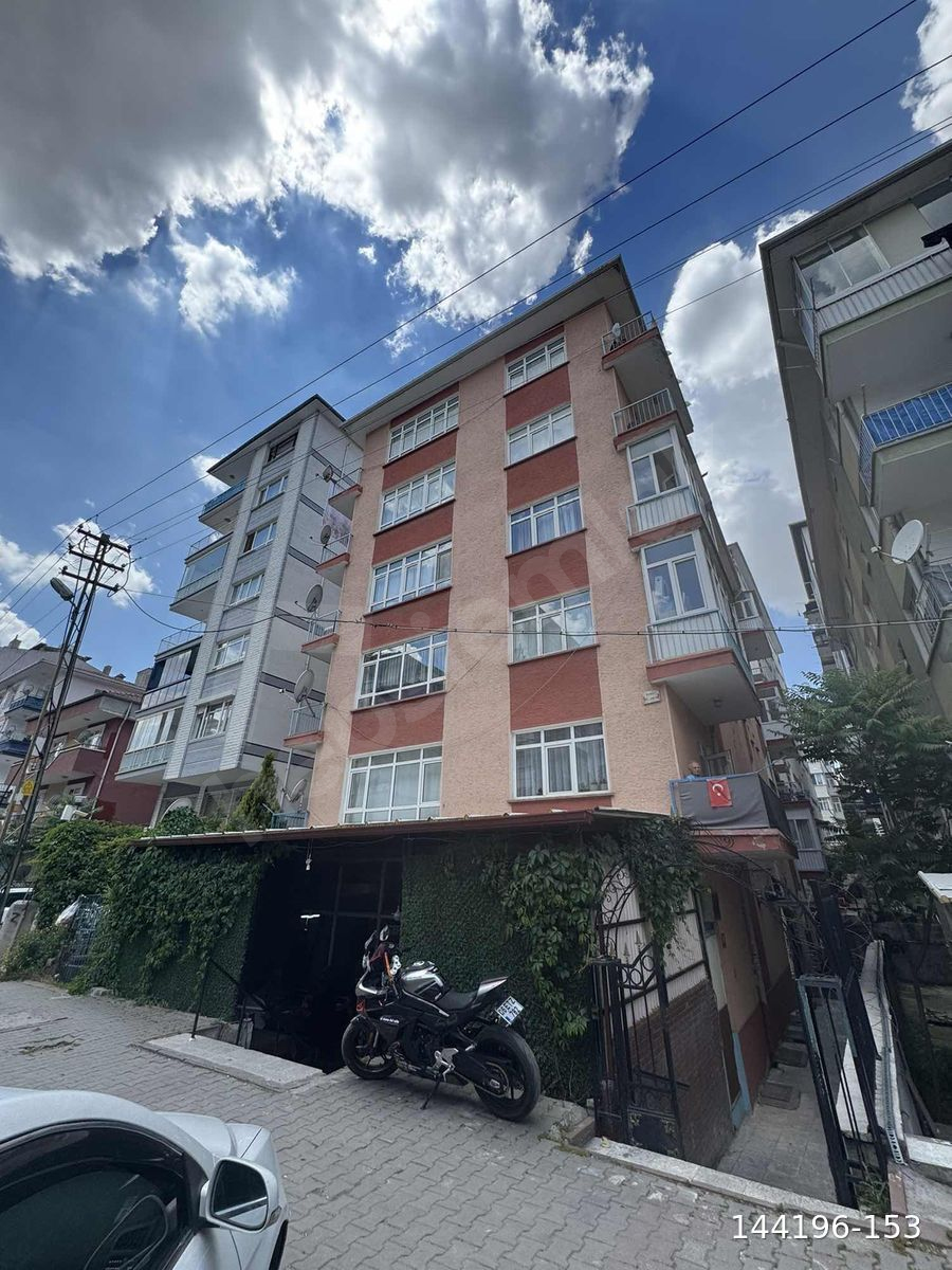 BİLİCİ'DEN 3 CAD. BAHÇE KATI 2+1 FUL YAPILI MASRAFSIZ SATILIK DA