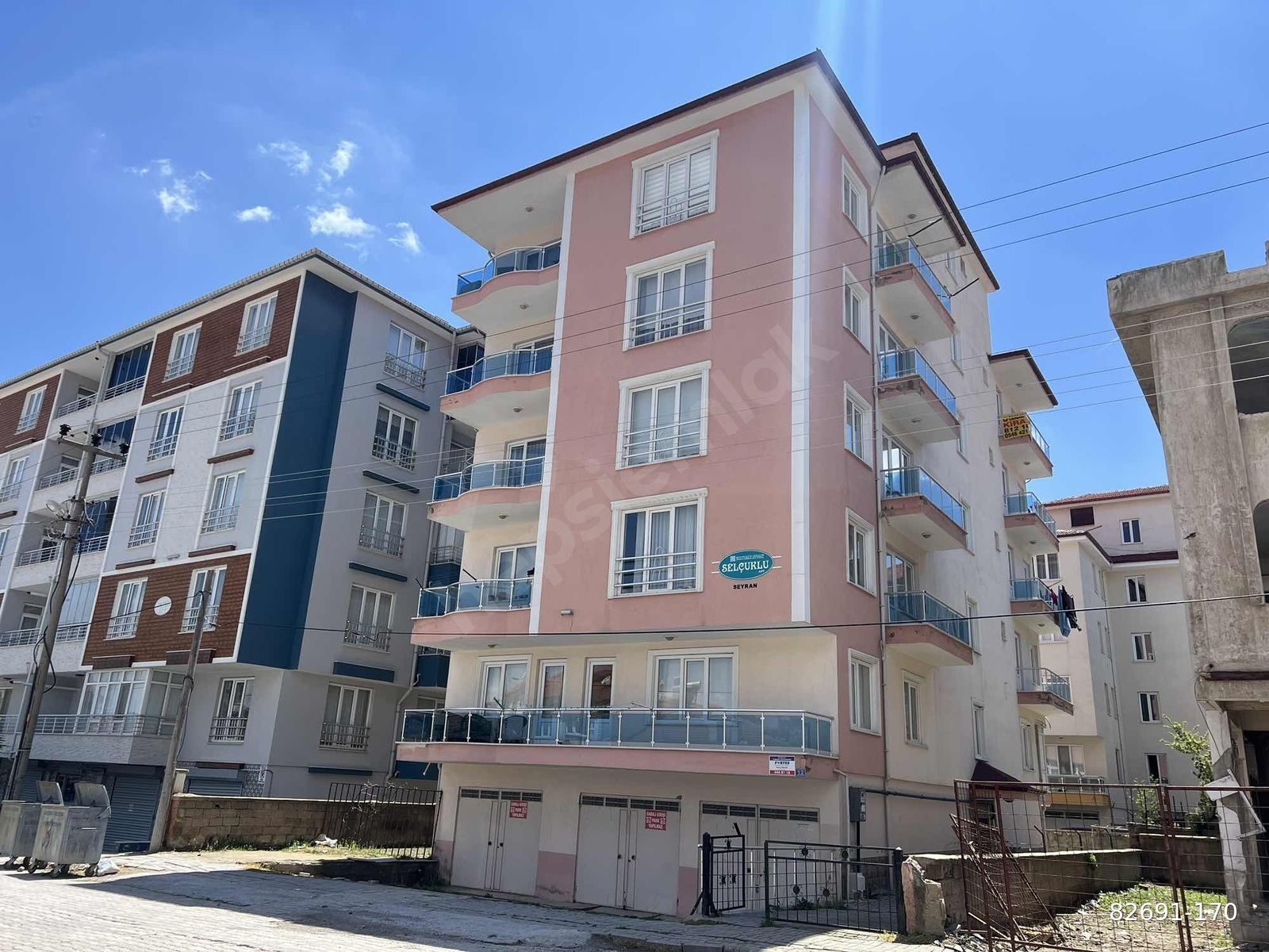 CANCAN'DAN SEYRAN MAHALLESİNDE 2+1 SATILIK KUPON DAİREE