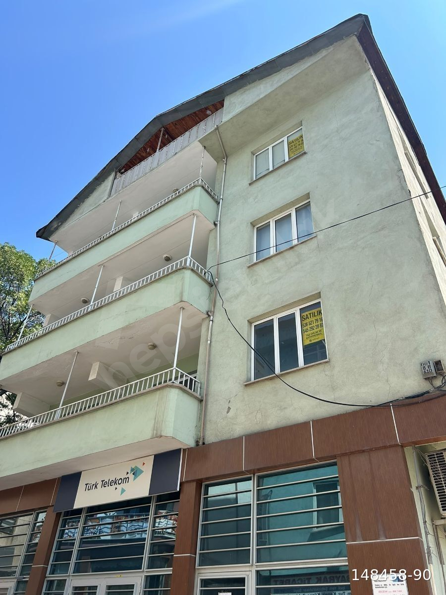 TAŞEMLAK'TAN ŞEHİR MERKEZİNDE SATILIK 3+1 DAİRE