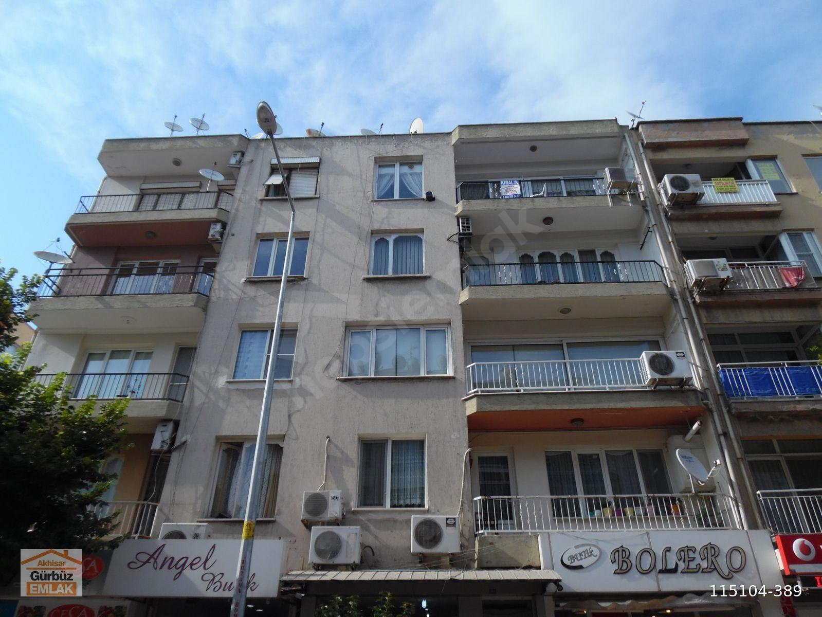 AKHİSAR GÜRBÜZ EMLAK TAN TAHİRÜN CADDESİNDE 5.KAT (ASANSÖR YOK) DOĞALGAZLI KİRALIK DAİRE