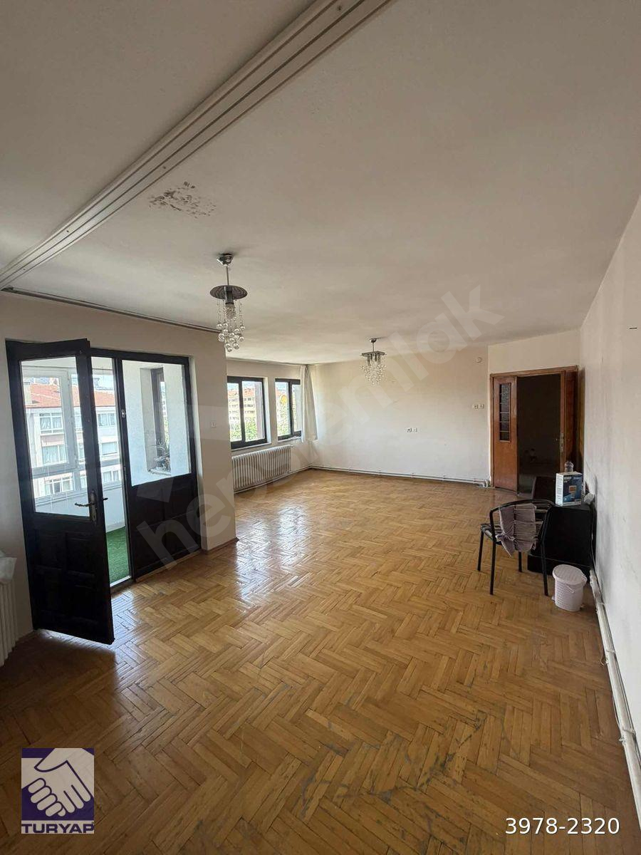 BAHÇELİEVLER MAH. 80.YIL ALT GEÇİDİNİN YANINDA 3+1 SATILIK DAİRE
