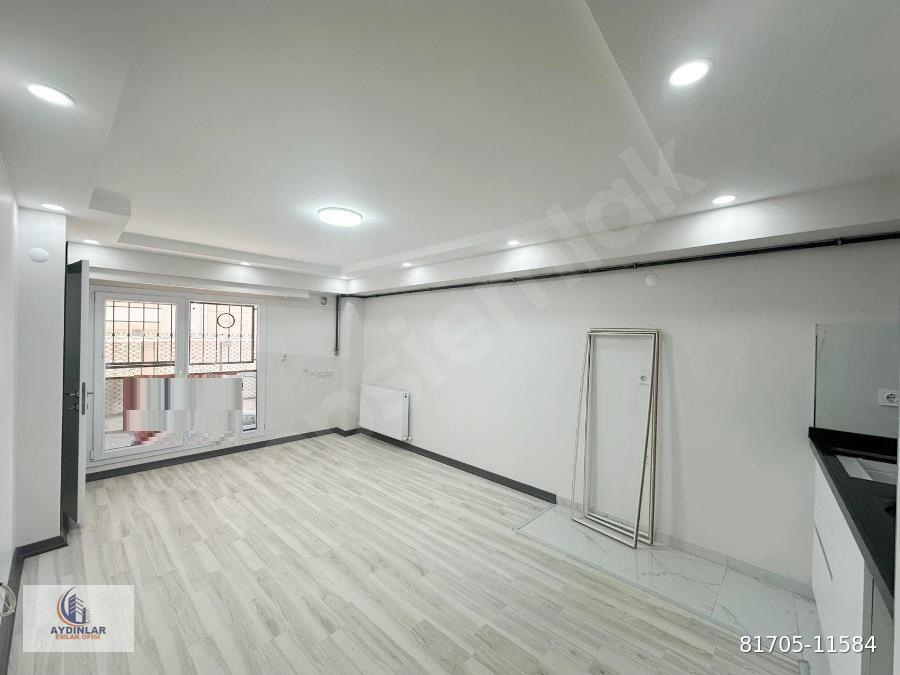 YENİBOSNA ÇOBANÇEŞME SAĞLIK OCAĞI YAKINI SATILIK 1+1 Y.GİRİŞ