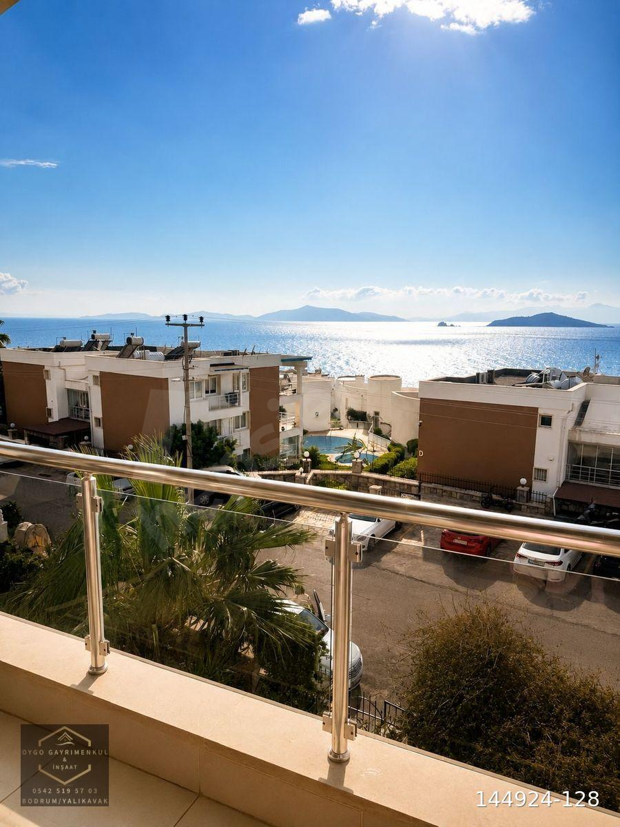 TURGUTREİS YALI'DA MERKEZİ KONUMDA KİRALIK MANZARALI 2+1