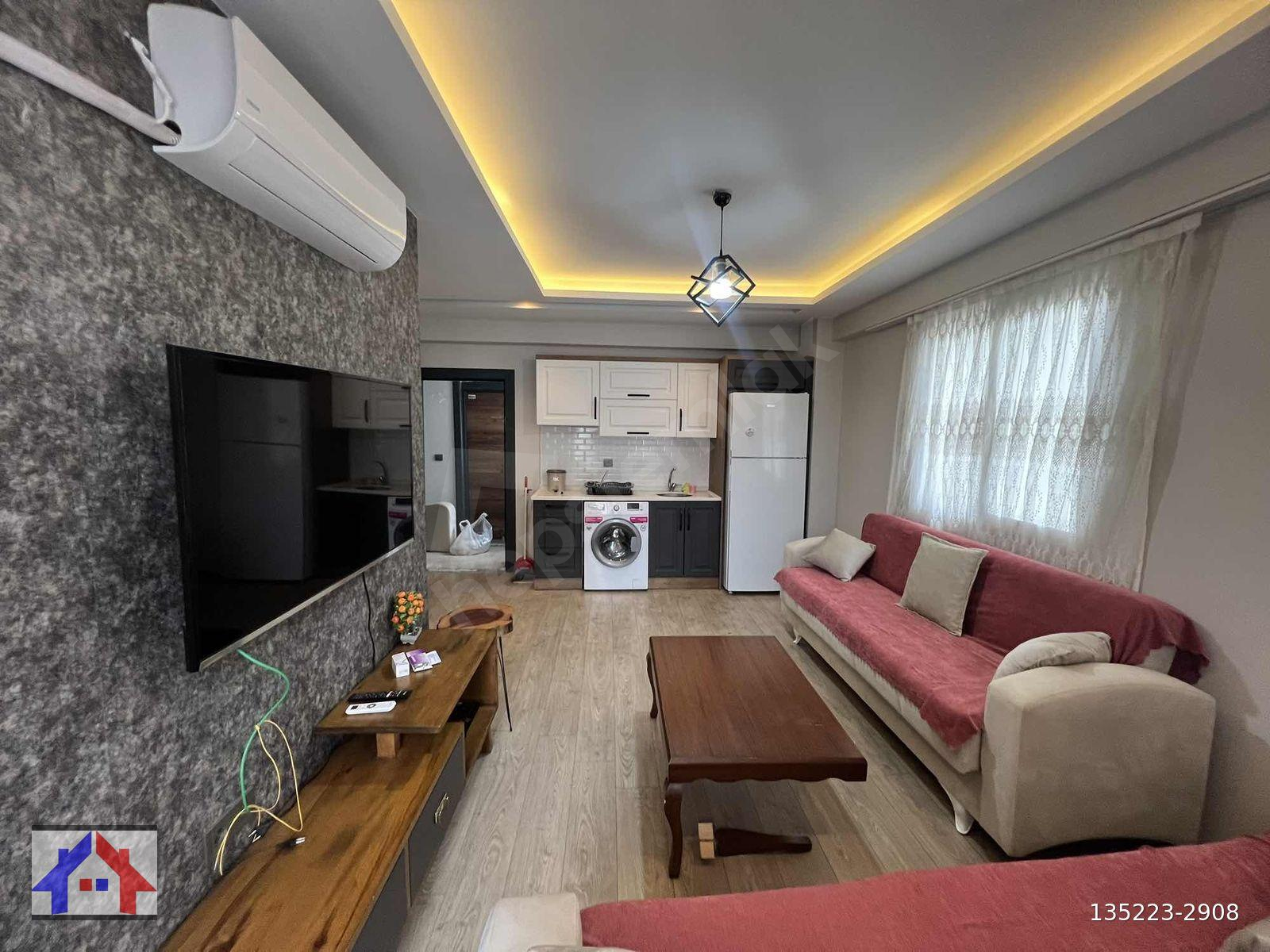 GÜLTEPEDE 1+1 CADDE ÜZERİ FULL EŞYALI KİRALIK DAİRE