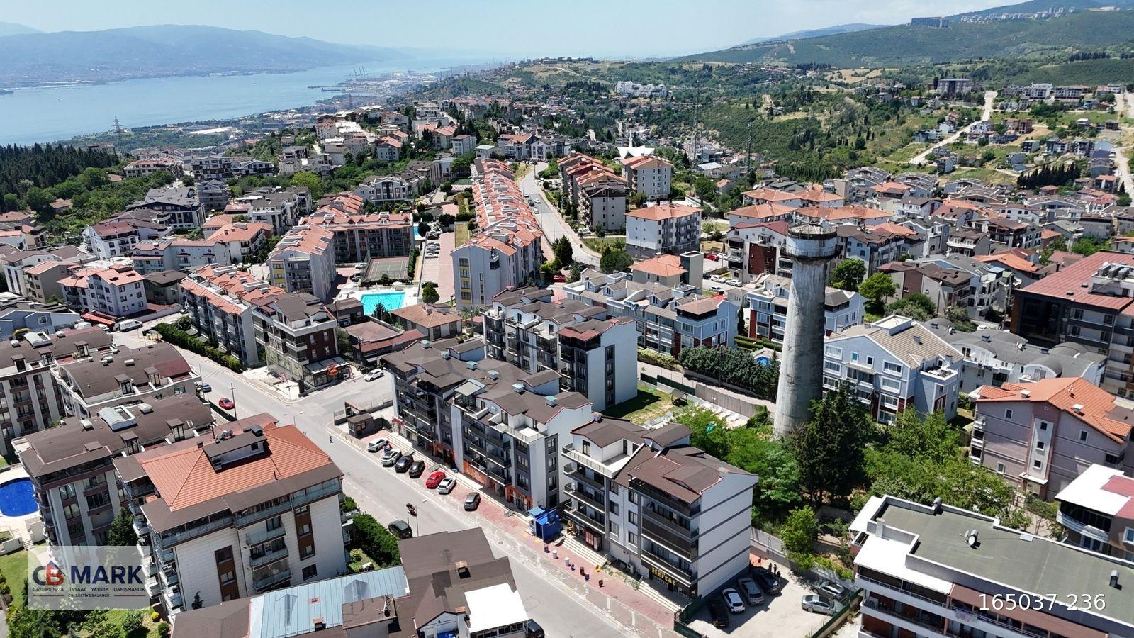 CB-MARK'TAN İZMİT BAĞÇEŞME LİLYUM PARK 3'DE SATILIK 3+1 ARAKAT
