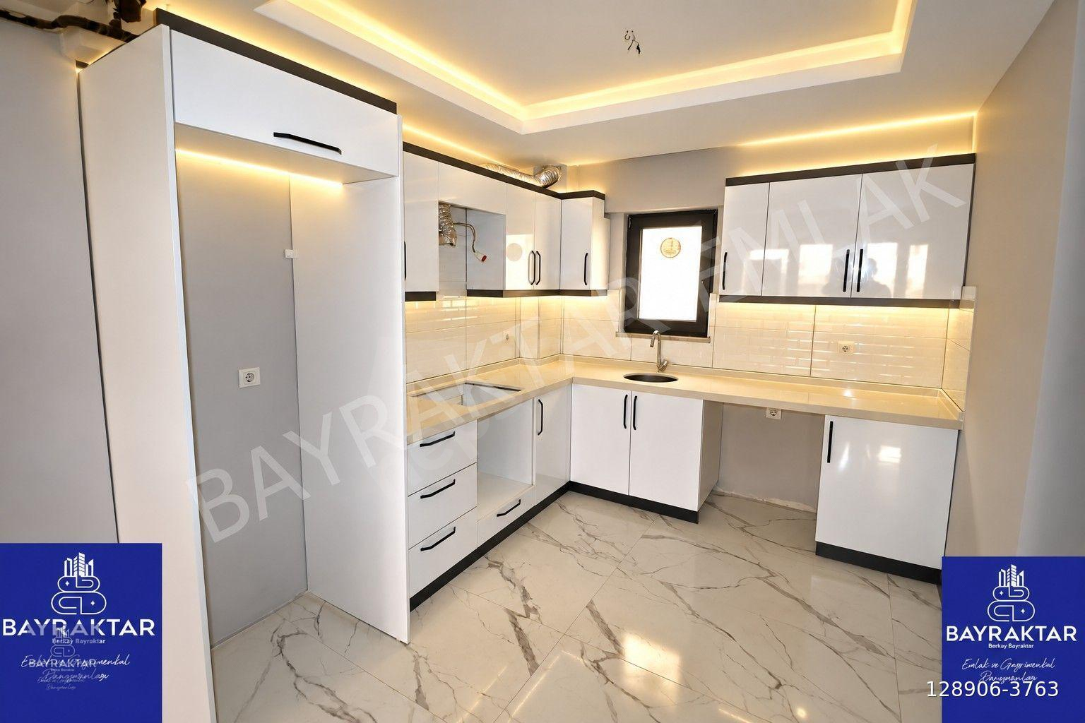 Bandırma 600 Evler'de Ön Cephe Geniş 1+1 Kiralık Daire Bayraktar Emlak'tan