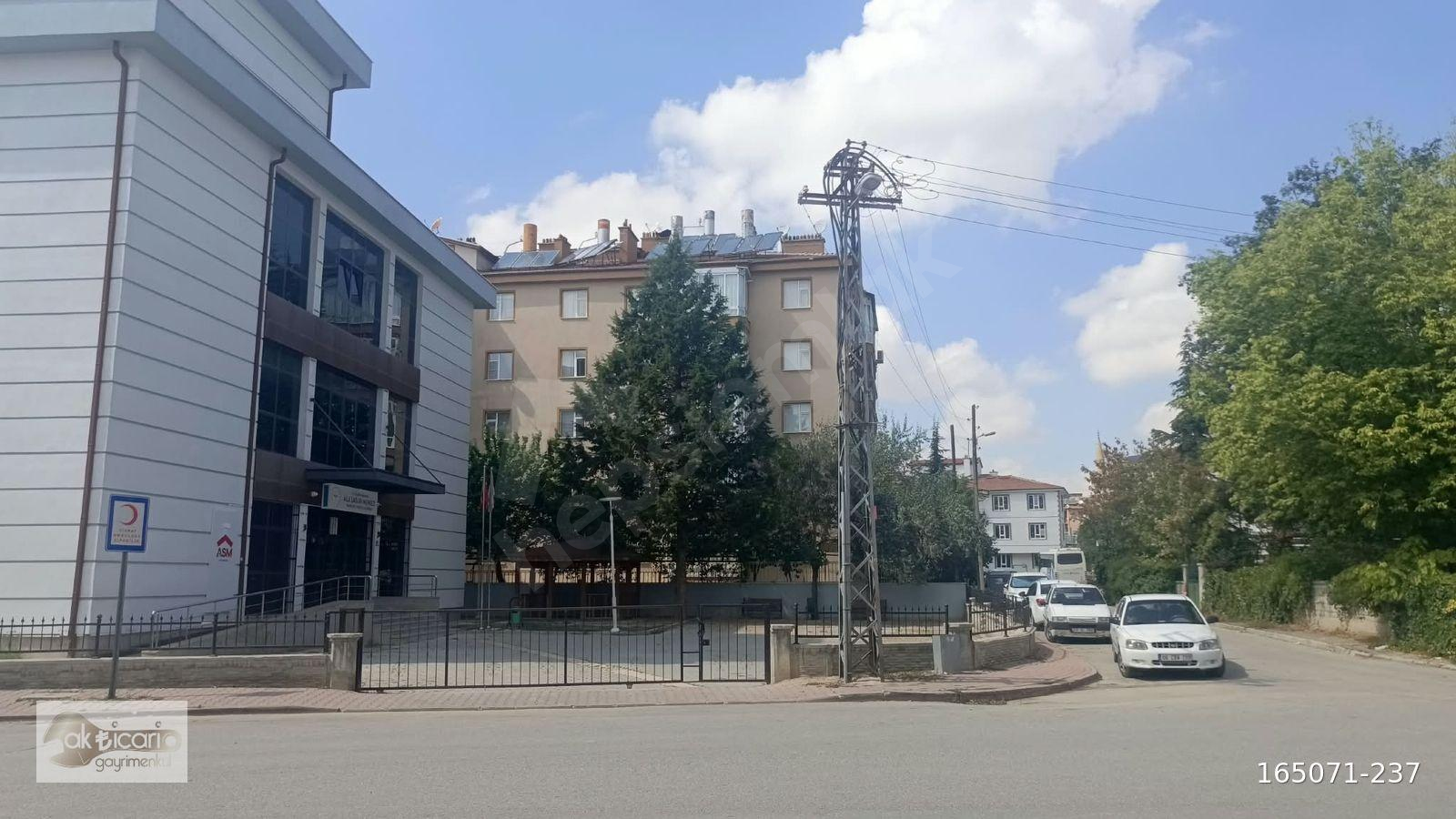 Karatay Mevlana ve Eski Garaja Yakın Kiralık lüx Sıfır 3+1 Daire