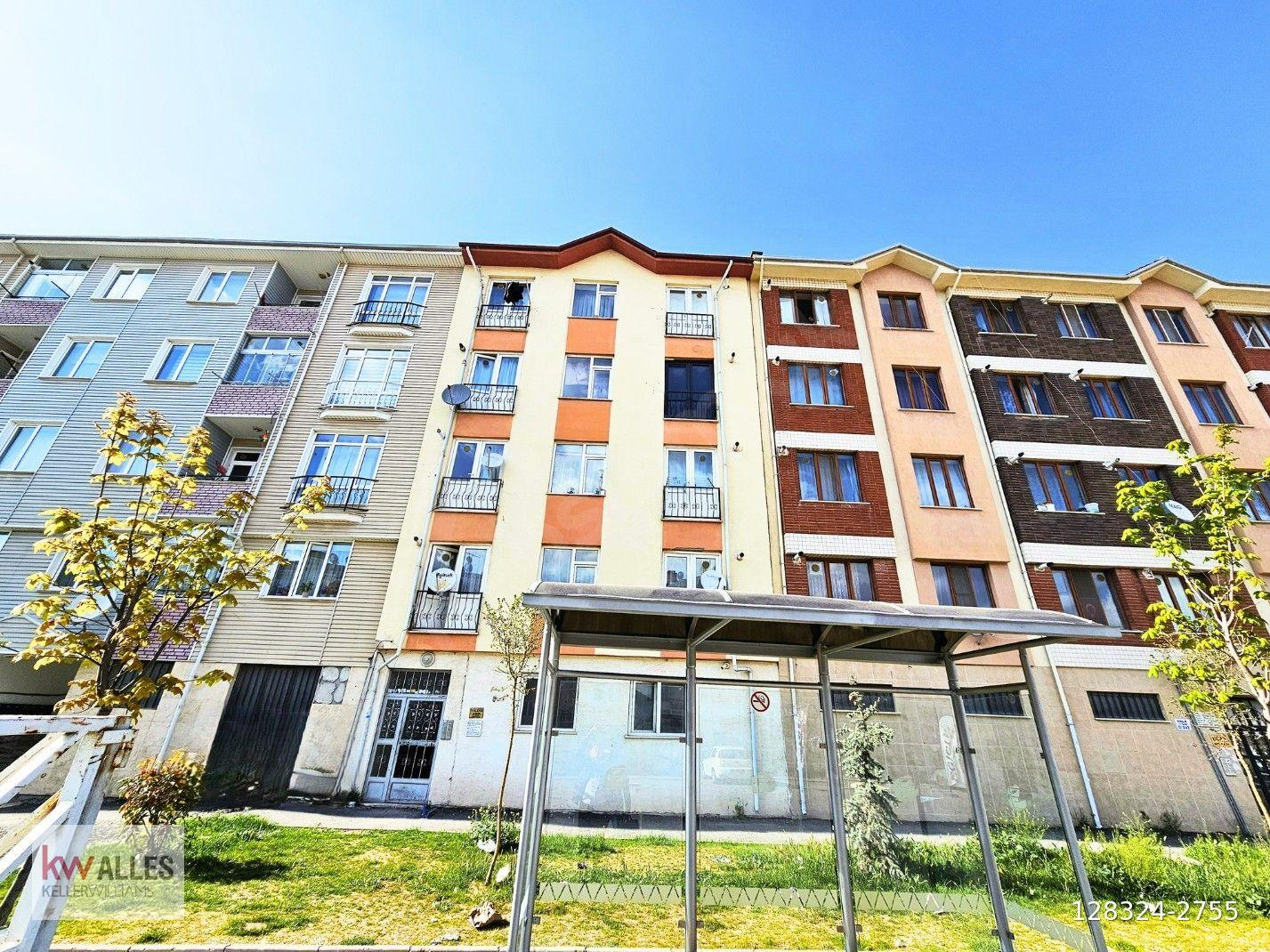 KW ALLES'TEN ŞİRİNTEPE GİRNELİLER SOKAK'TA; ARAKAT, ÖN CEPHE, YENİLENMİŞ, EŞYASIZ KİRALIK 1+1 DAİRE
