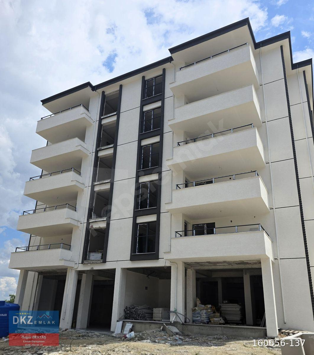 KURTULUŞTA YERDEN ISITMALI EBEVEYN BANYOLU SATILIK 2+1 DAİRE