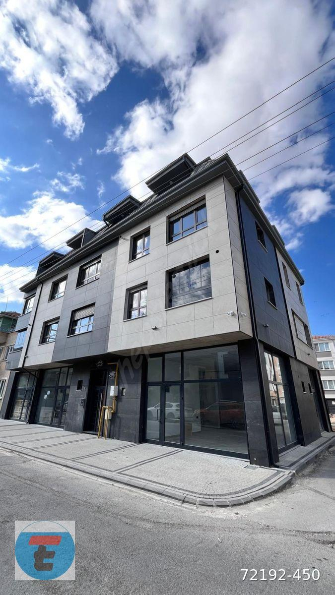 TUĞRUL EMLAK,TAN 2+0 72m2 KÖŞE BAŞI ASANSÖRLÜ YENİ SIFIR DAİRE KOMBİLİ