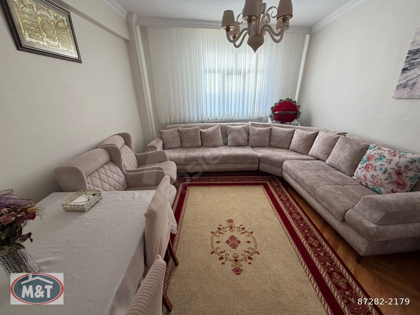 Bağcılar Yenigün'de Yürüyüş Yoluna Yakın 3. Kat 2+1 Satılık Daire