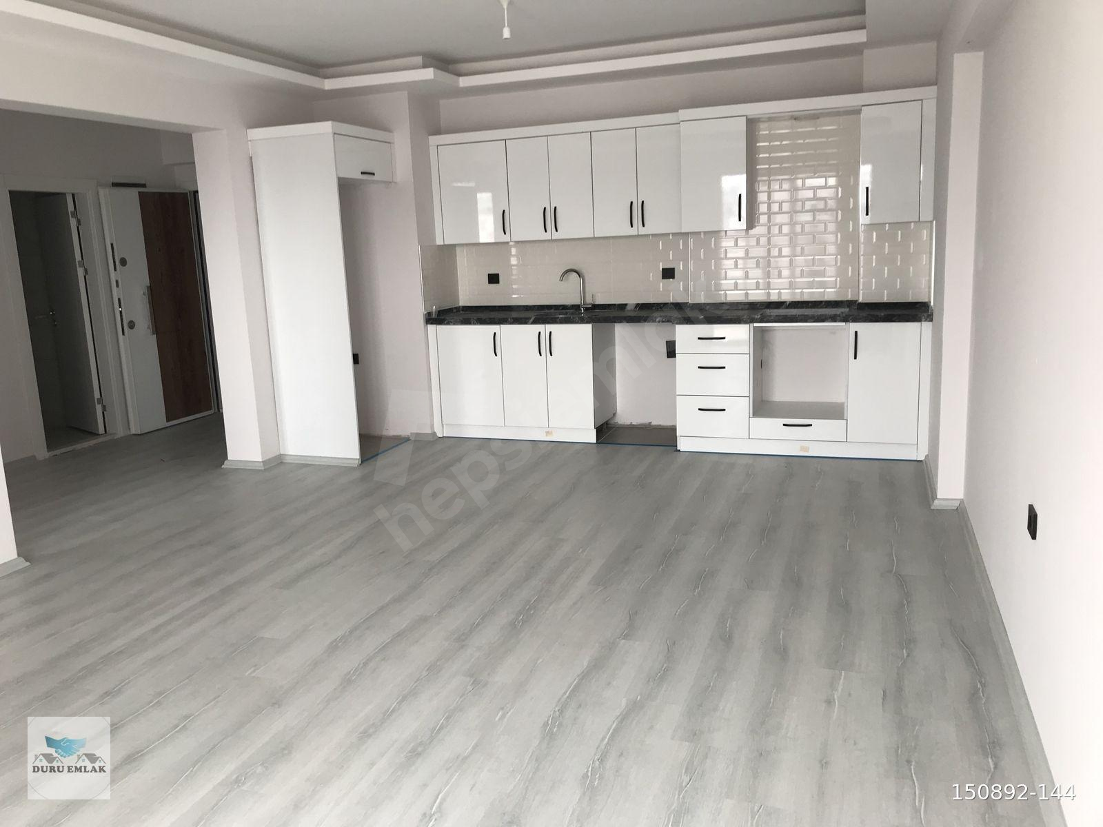 ATAKENT'TE DENİZ MANZARALI, SIFIR, EBEVEYN BANYOLU, GENİŞ 2+1