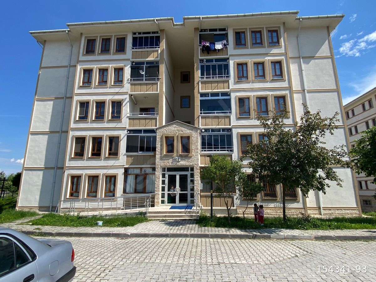 KARGI 1.ETAP TOKİDE, ÇOK GÜZEL KONUMDA BULUNAN 3+1 DAİREMİZ SATILIKTIR