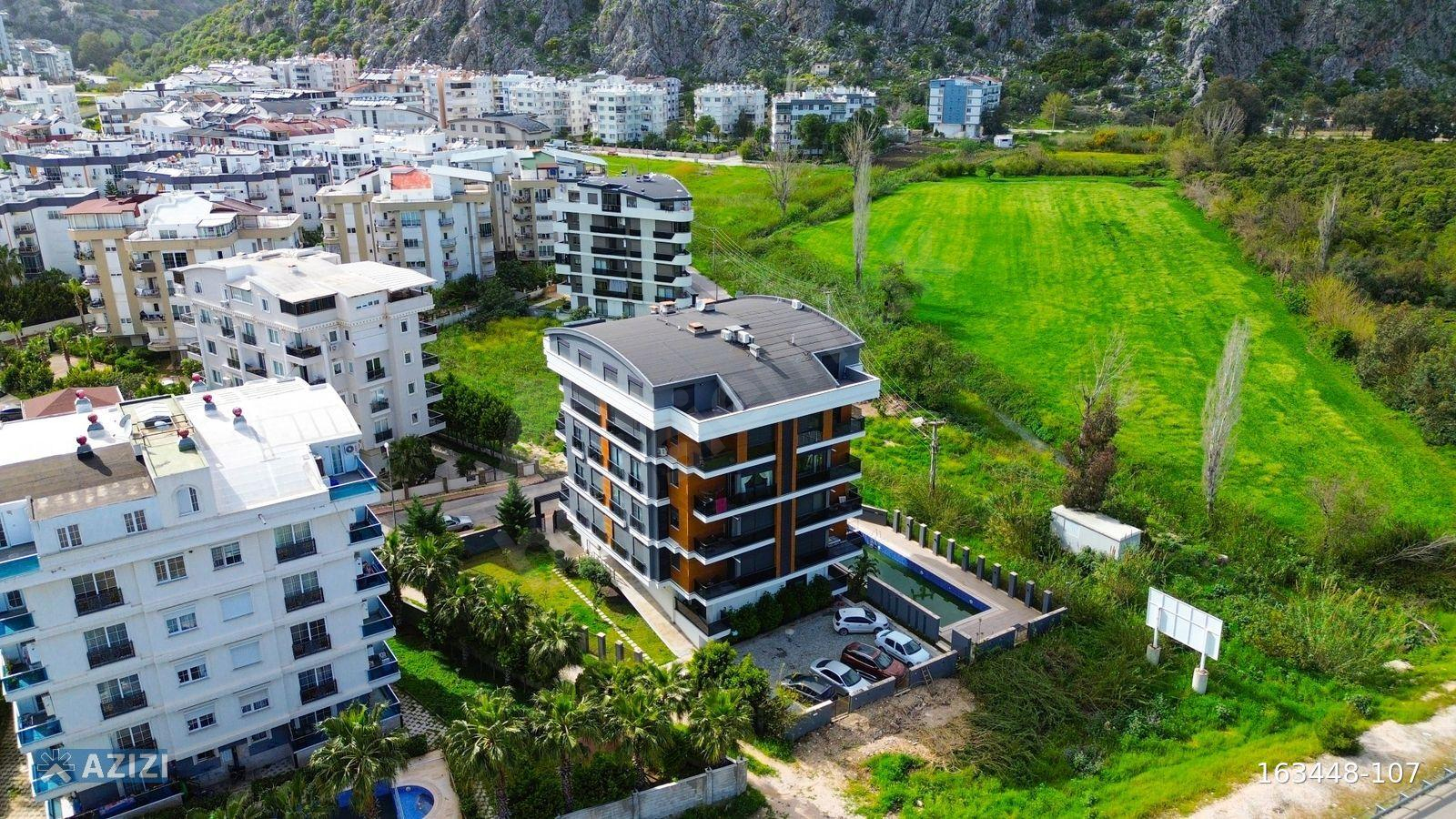 Konyaaltı Hurma Mah.de Eşyalı 2+1 Ara Kat Satılık Daire