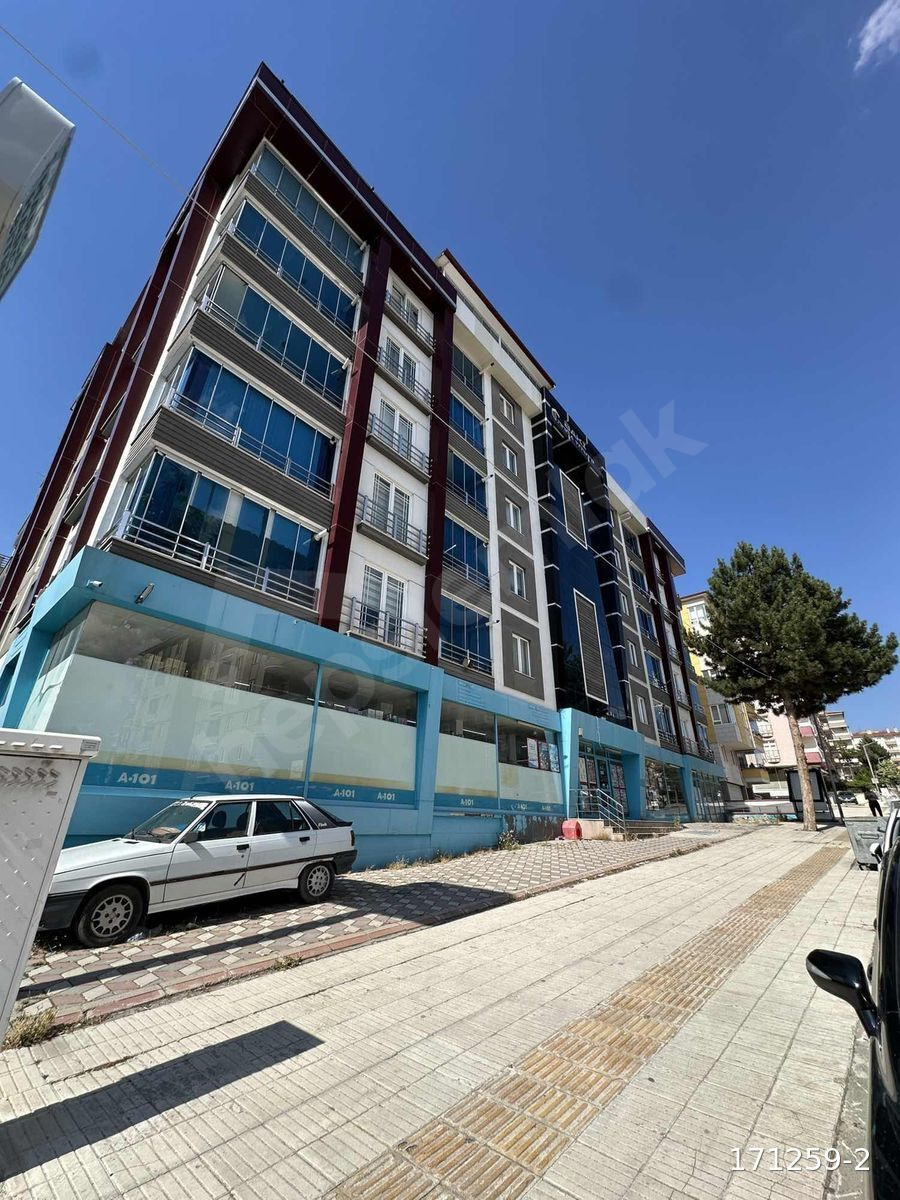 SELAHATTİN SÖZER EMLAKTAN BAHAR CADDESİNDE SATILIK 3+1 DAİRE