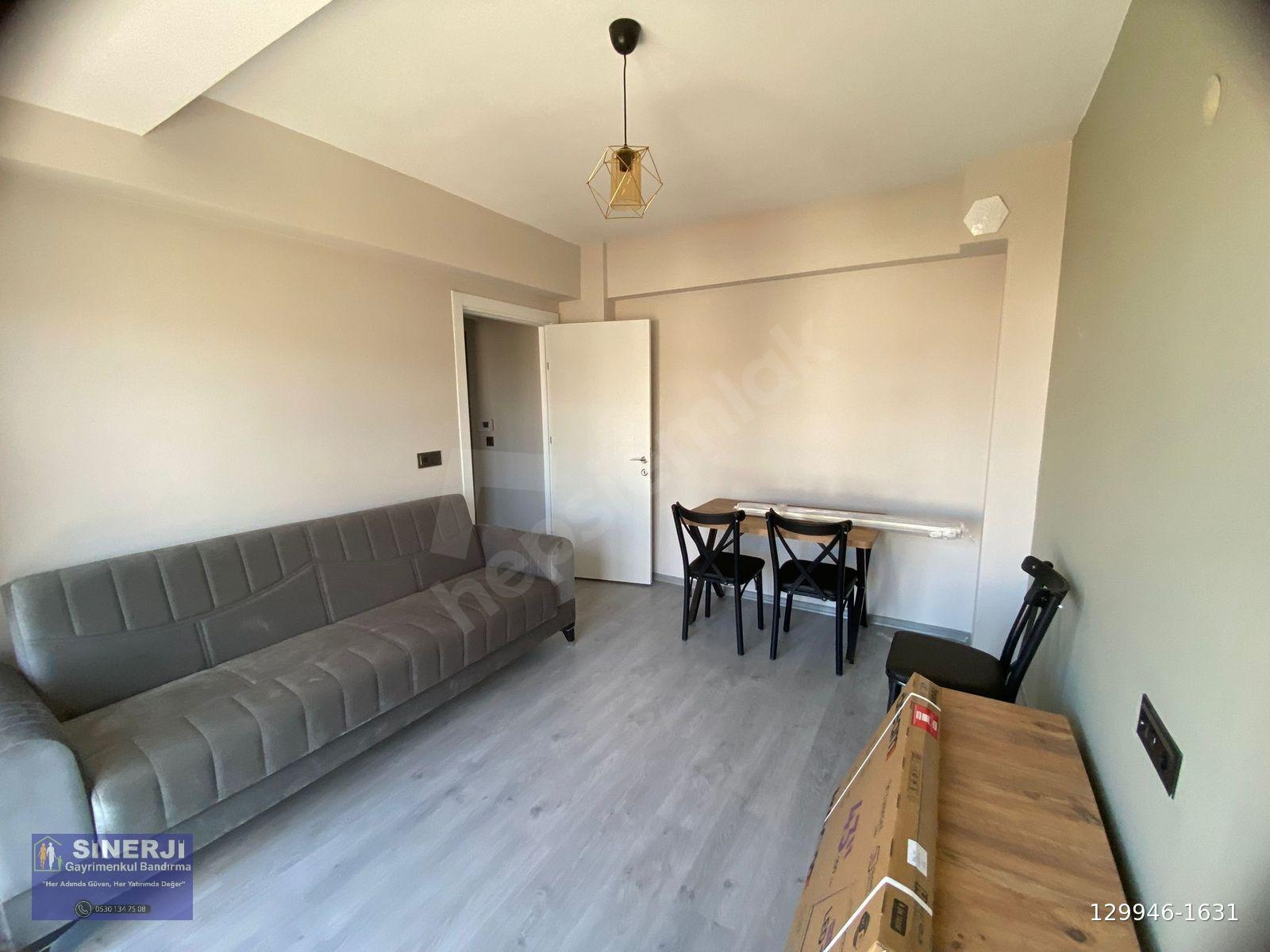 Bandırma Yeni Mh. Ara Kat Sıfır Bina Sıfır Eşyalı2+0 Kiralık D.