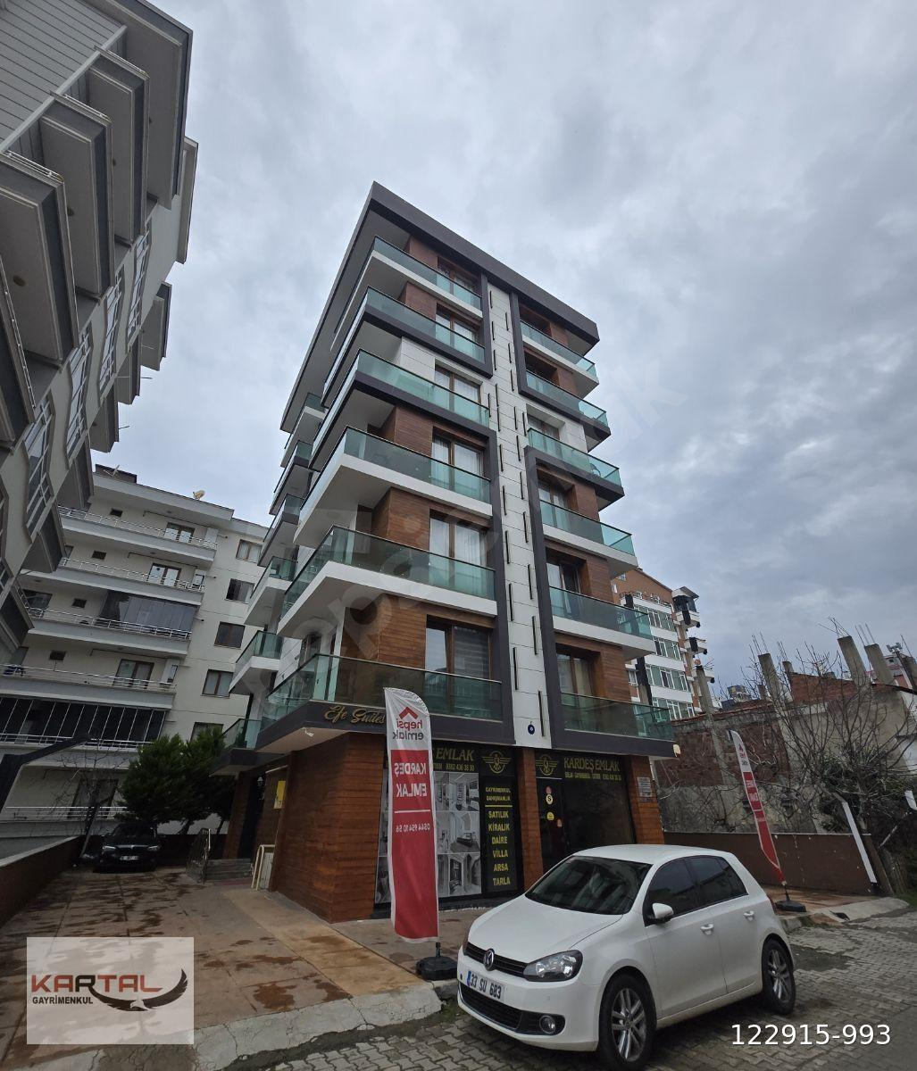 SAHİLE YÜRÜME MESAFESİNDE LÜX KİRALIK 1+1 DAİRE.
