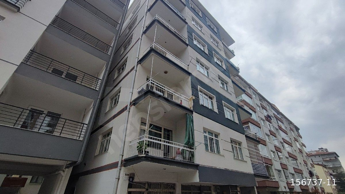 943 SOKAKTA İVEDİK CADDESİ YAKINI METROYA YÜRÜME MESAFESİNDE GİRİŞ KAT KİRALIK
