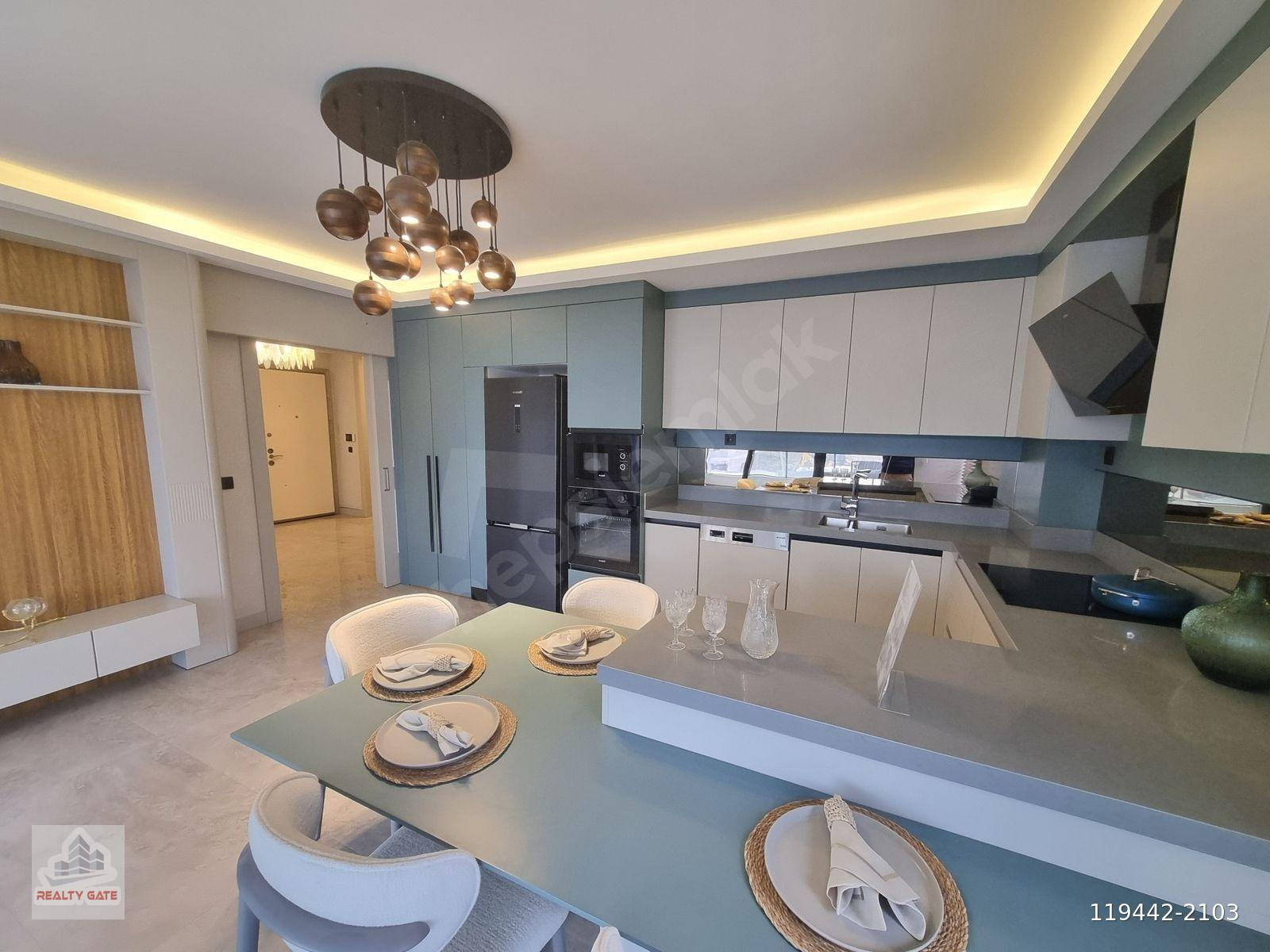 OVACIK MAH. MERKEZDE-SİTE İÇİ -LÜKS YAPILI -4+1 SATILIK DAİRE