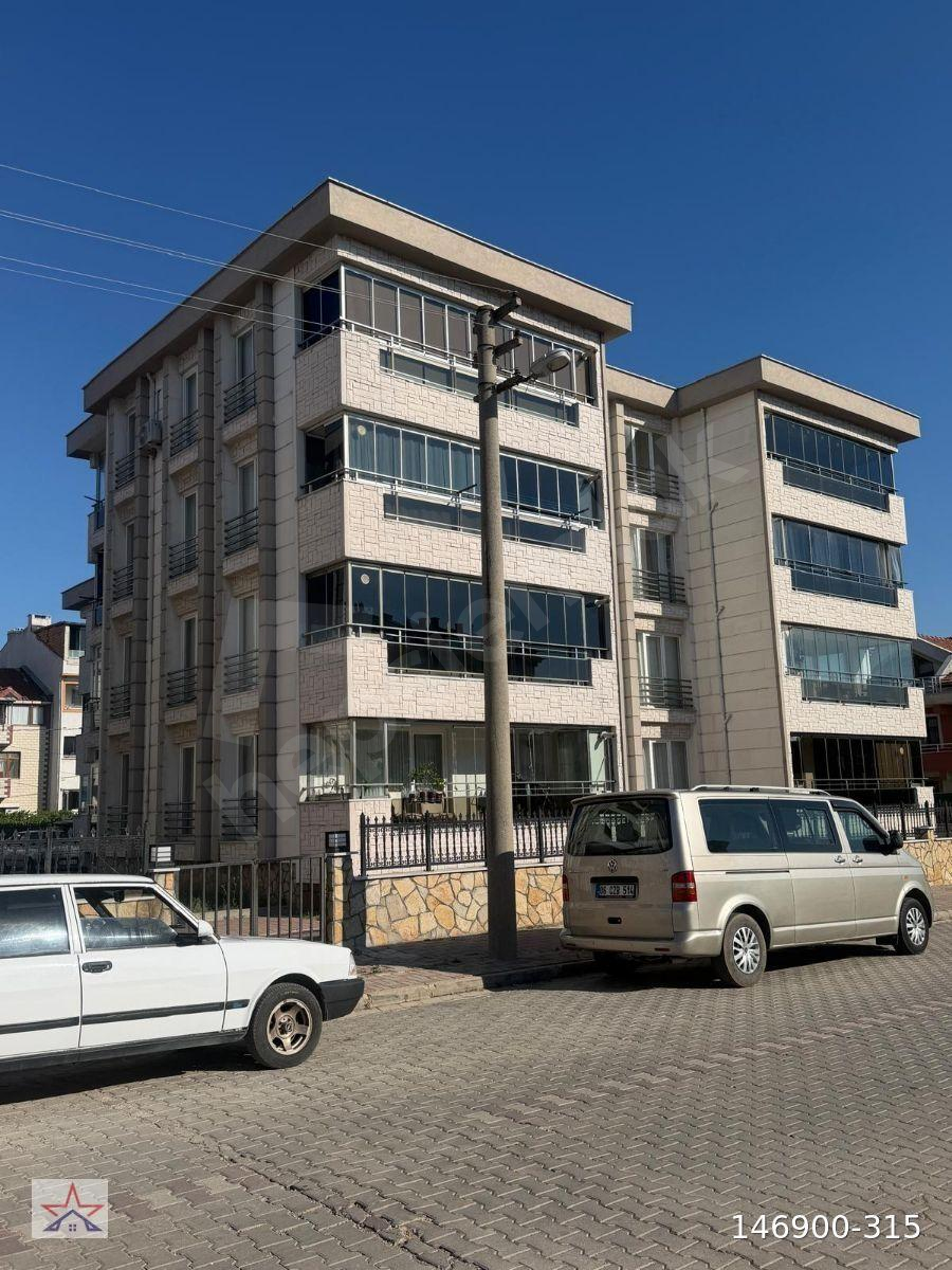 ÜÇ YILDIZDAN SİTE İÇERİSİNDE SATILIK YÜKSEK GİRİŞ LÜX 3+1 DAİRE