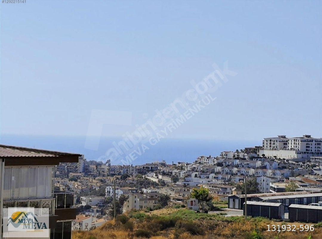 Kuşadası'nda Deniz Manzaralı 3+1 Daire