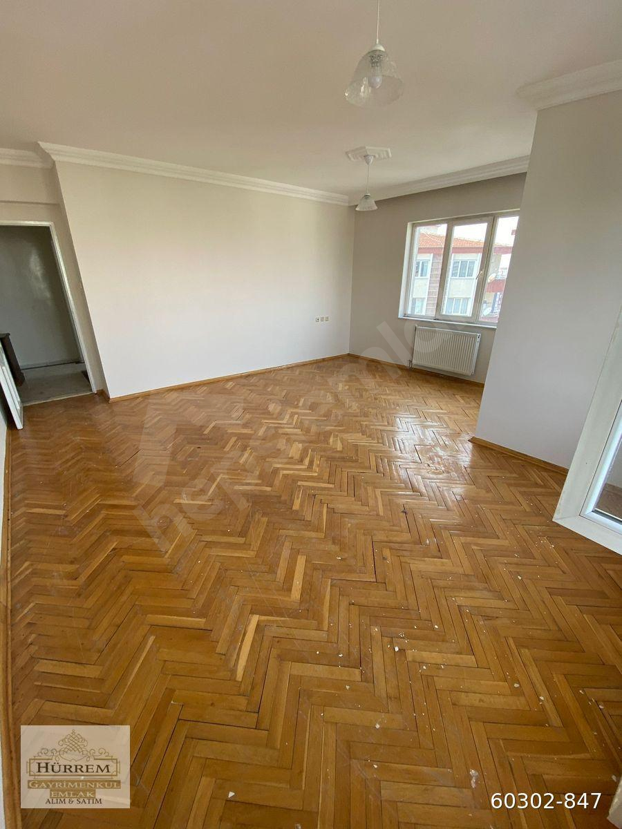 HÜRREM EMLAK tan KARATAŞ 1ci BÖLGEDE KİRALIK 3+1 DAİRE