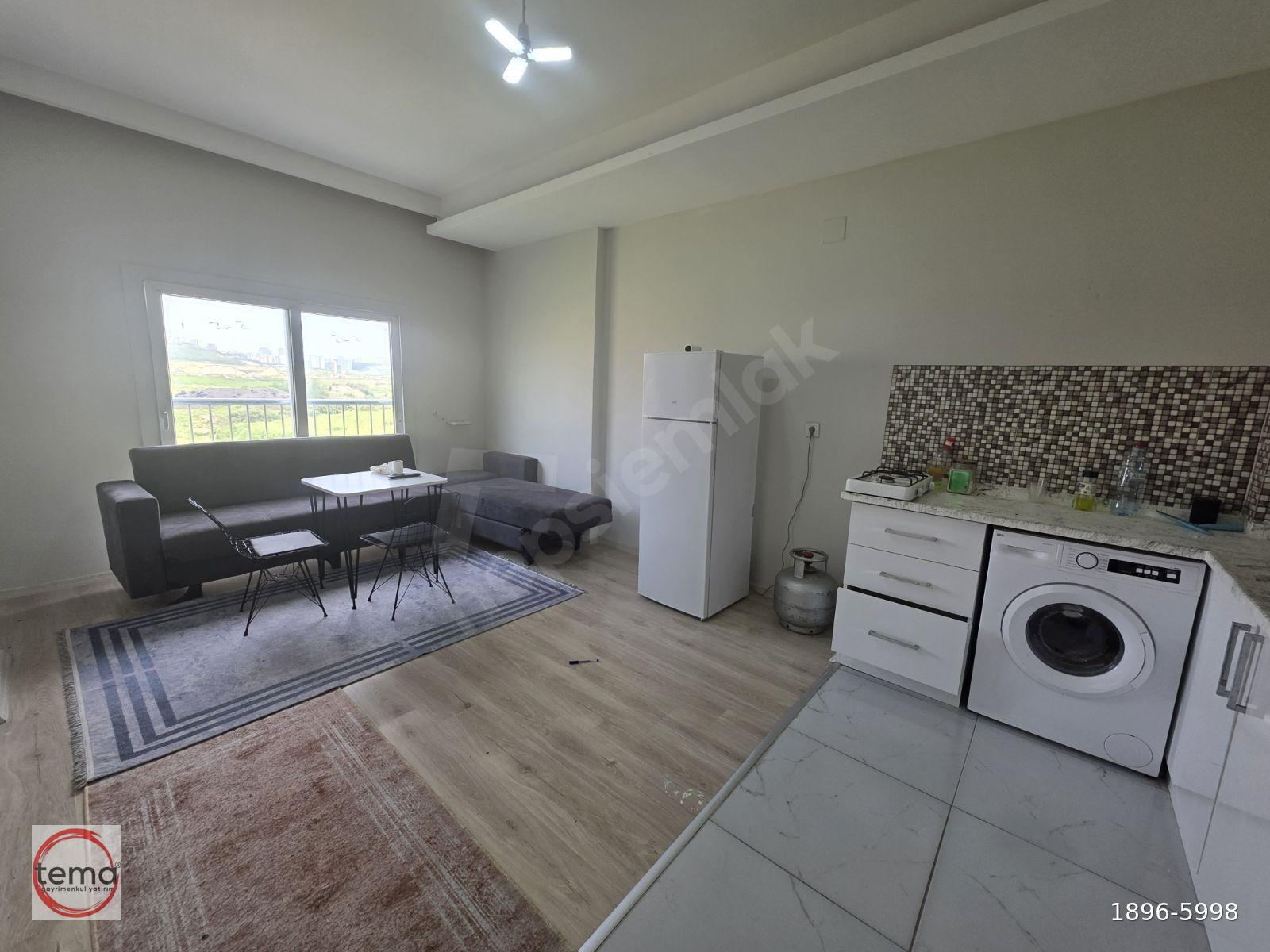 Sarıçam Atüye Yürüme Mesafesinde 1+1 Eşyalı Kiralık Daire