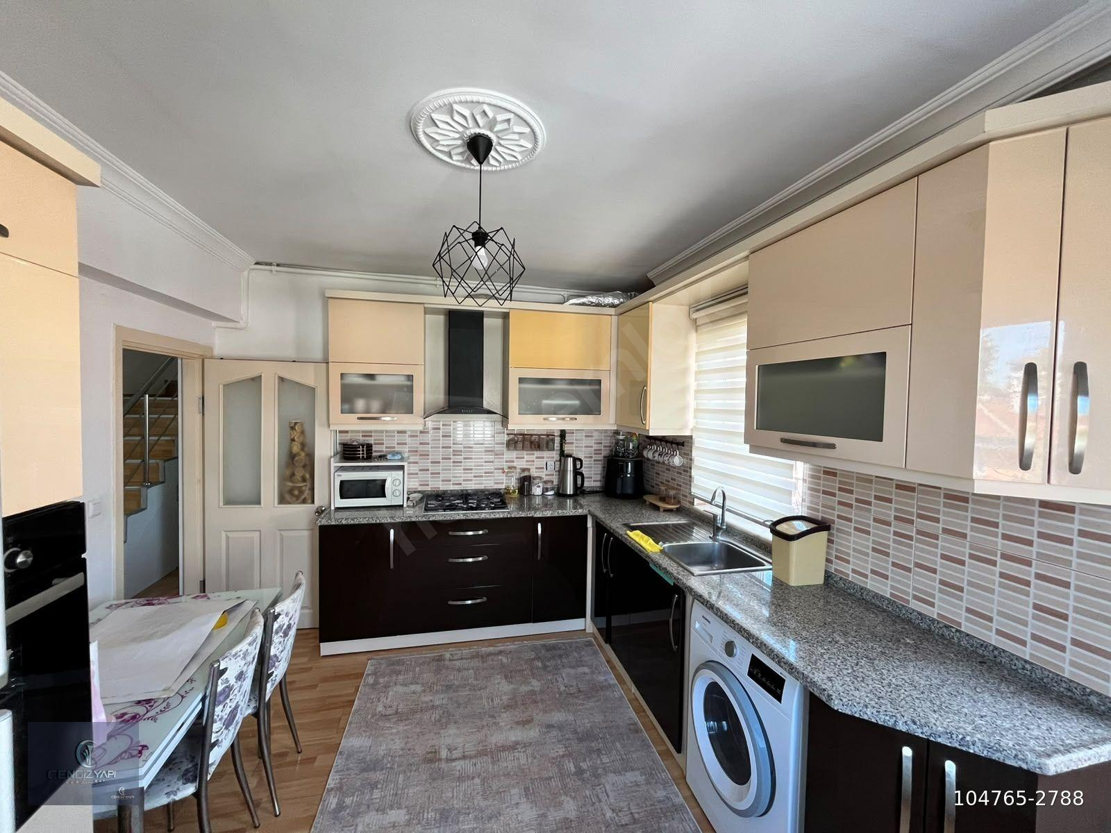 CENGİZ YAPI-KARŞIYAKA ÇEVRESİNDE SATILIK 4+1 KAPALI DUBLEX DAİRE