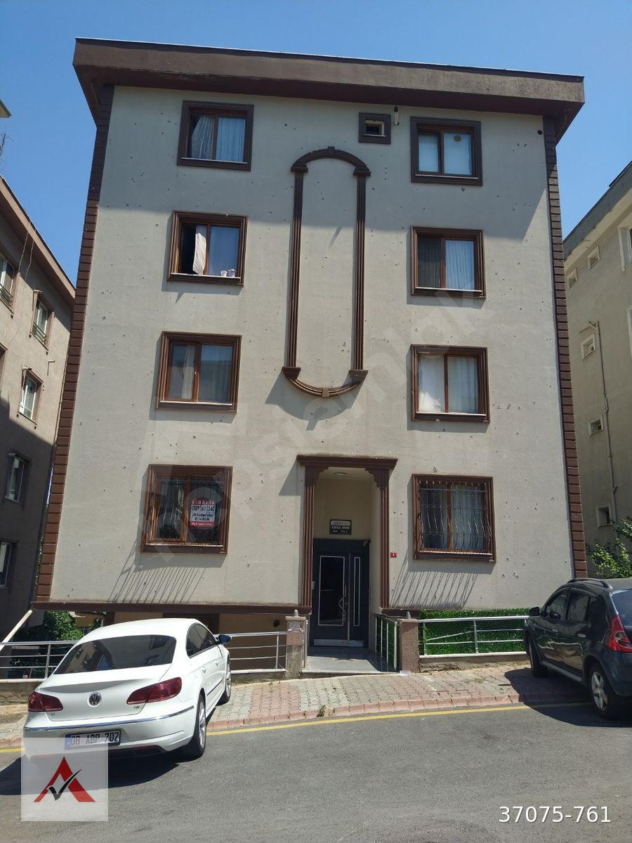 Akdeniz'den Esenevler Mah. Galip Sok. Kombili 2+1 Kiralık Daire