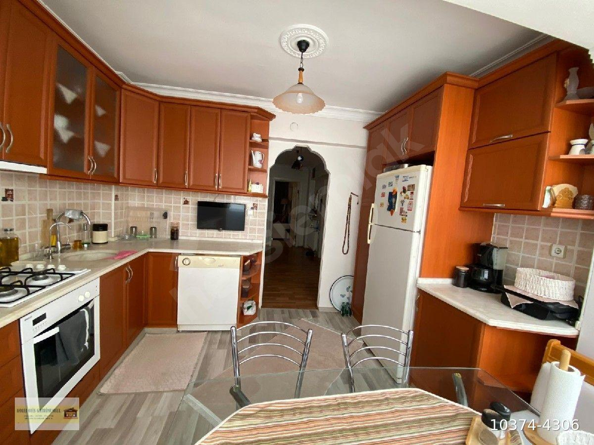 KOLEJ OFİS GAY.JEOTERMALLİ MASRAFSIZ SATILIK ARA KAT DAİRE