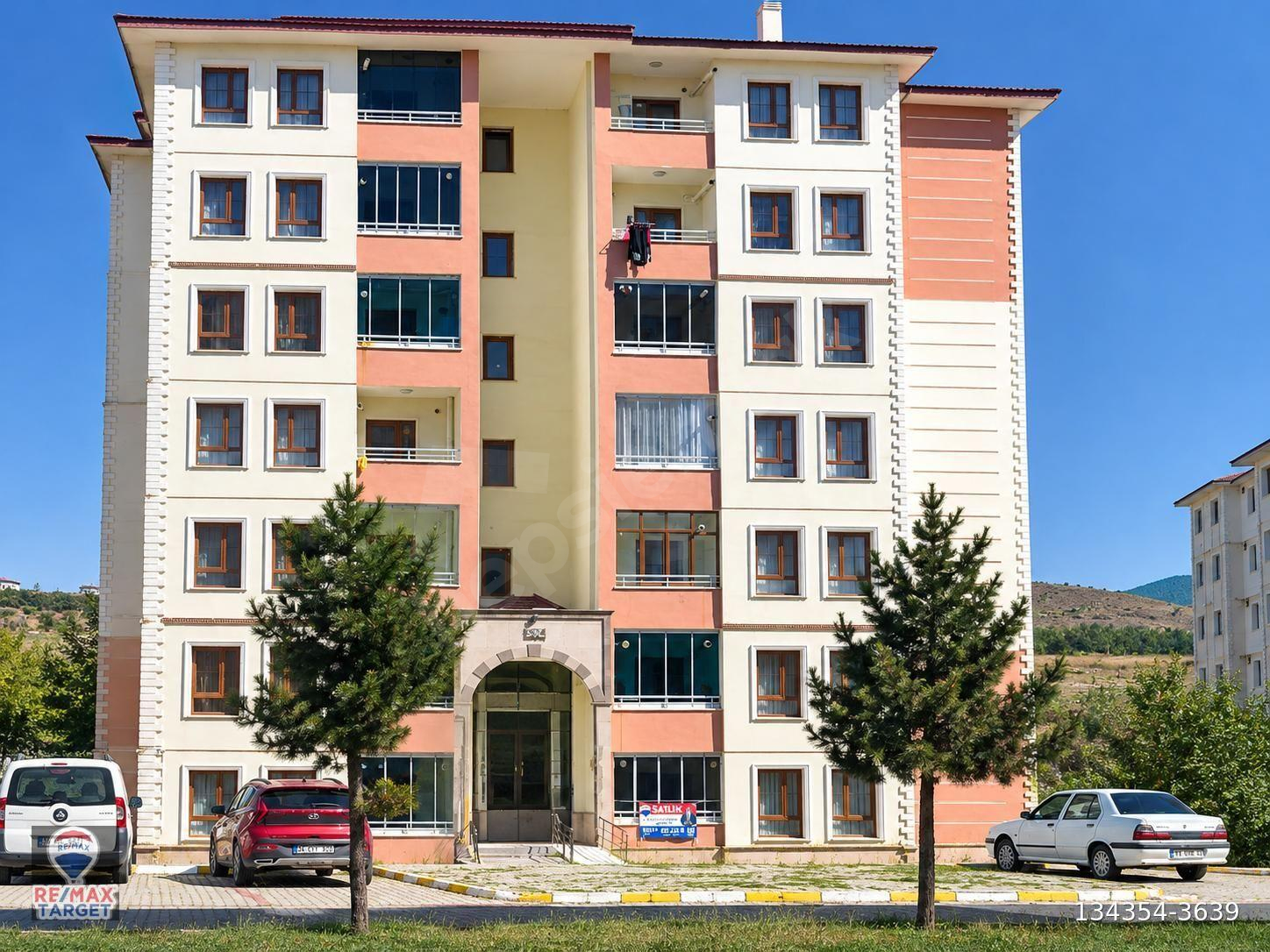 ARDAHAN MERKEZ’DE SİTE İÇİNDE 2+1 | 85 M² NET | BALKONLU | KREDİYE UYGUN