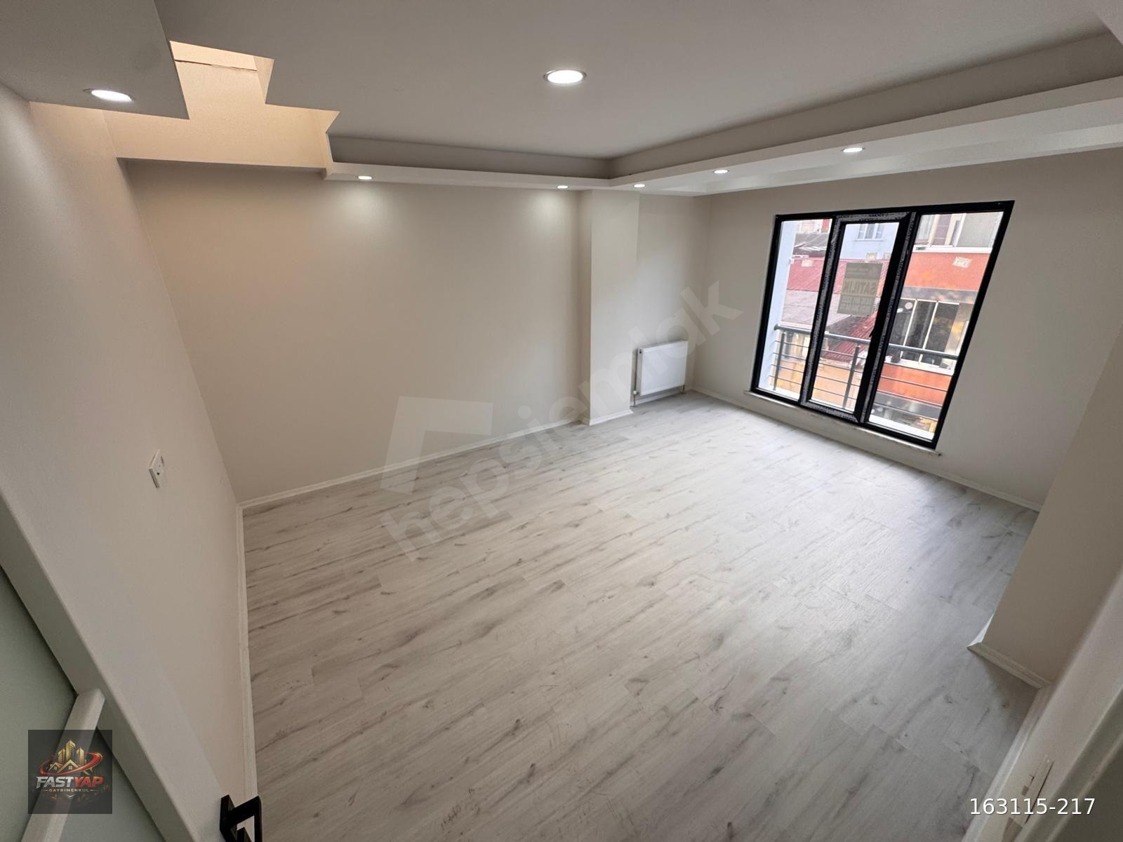 FASTYAP ARNAVUTKÖYDE SATILIK 4+2 SIFIR DÜBLEKS DAİRE CADDE CEPHE