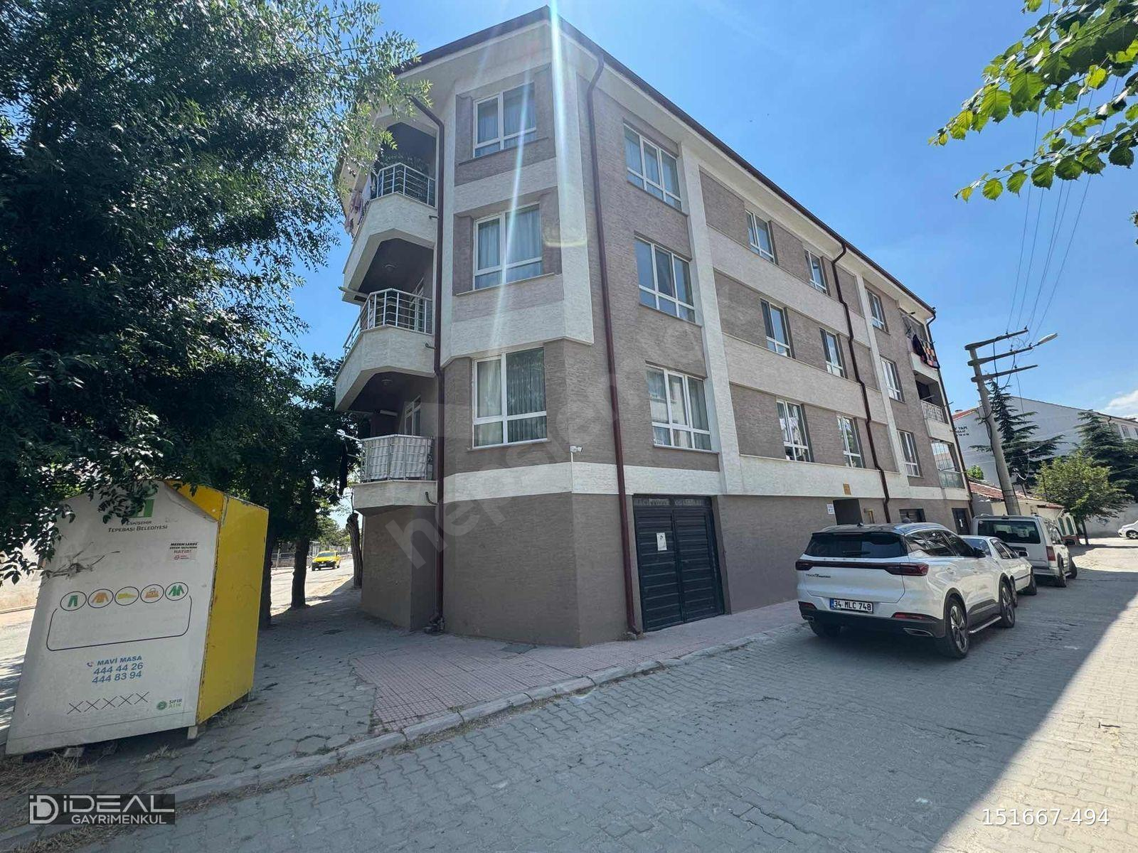 ESENTEPE YEŞİL MEYDAN CAD.YAKINI KÖŞE KONUMDA SATILIK 2+1 DAİRE
