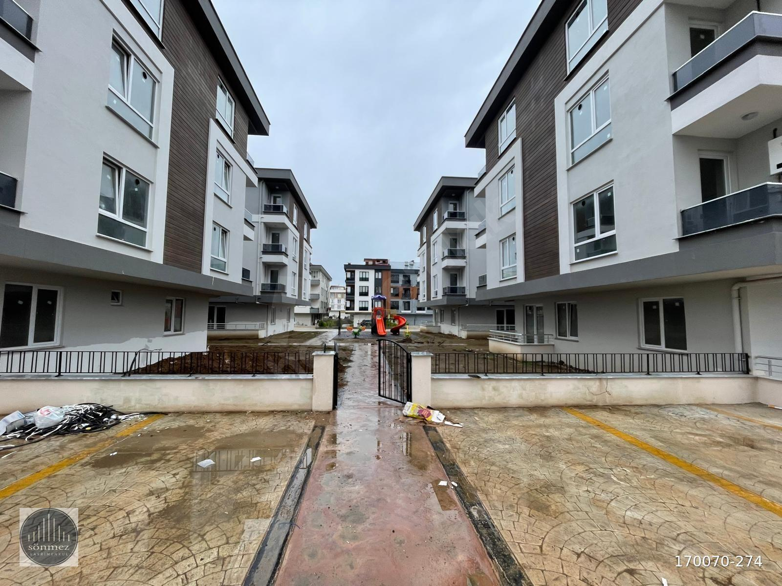 SÖNMEZ'DEN ÜNİVERSİTE YANINDA BALKONLU 1+1 KİRALIK DAİRE