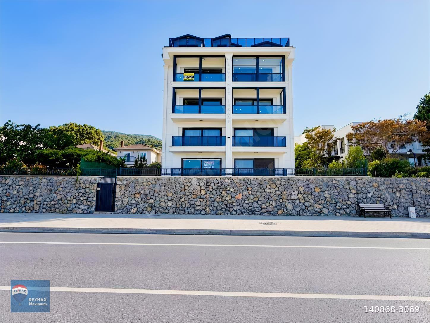 Karamürsel Ereğli Sahil Caddede Denize Sıfır Kiralık 2+1 Daire