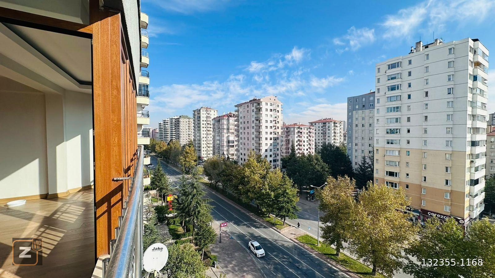 Tuna Caddesin'de Kiralık 3+1 Daire