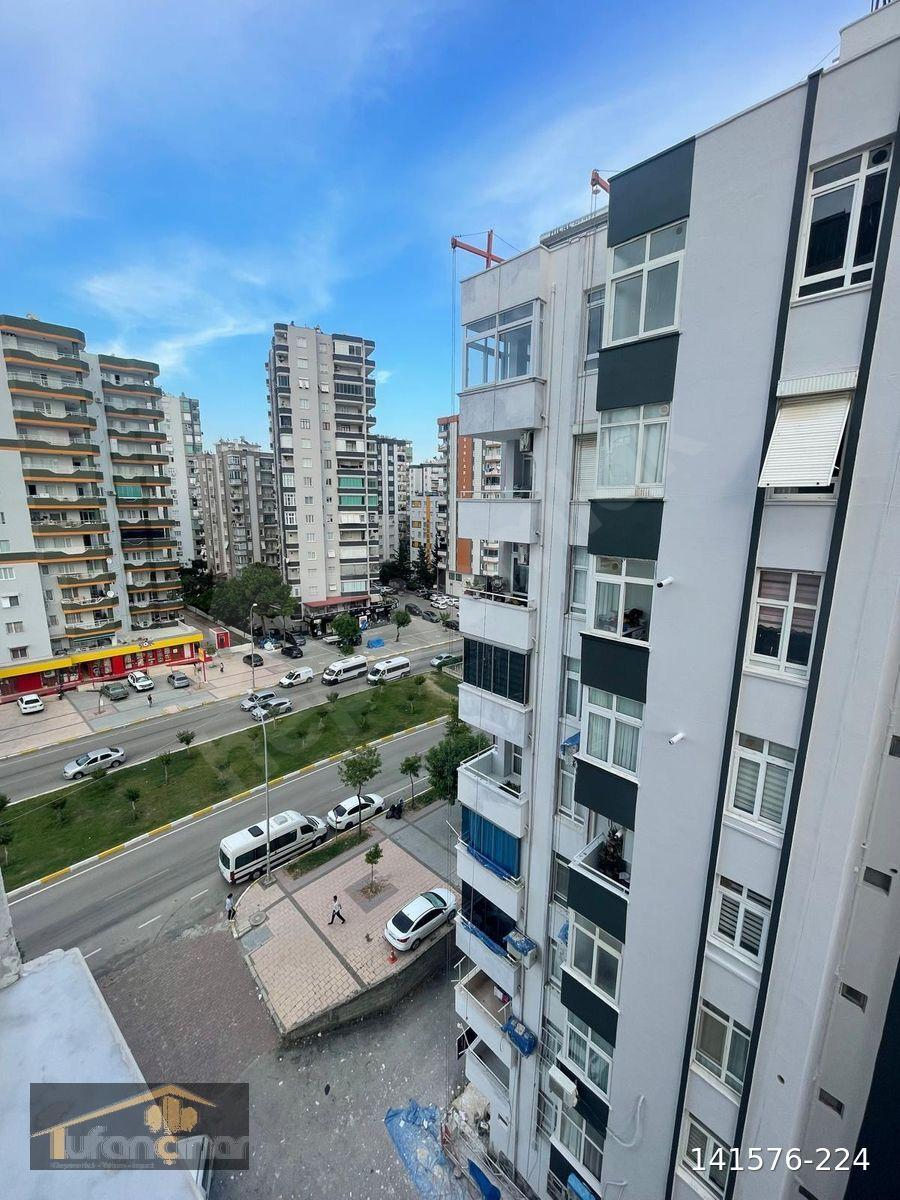 HUZUREVLERİN'DE CADDE ÜZERİ 3+1 KAPALI MUTFAKLI SATILIK DAİRE
