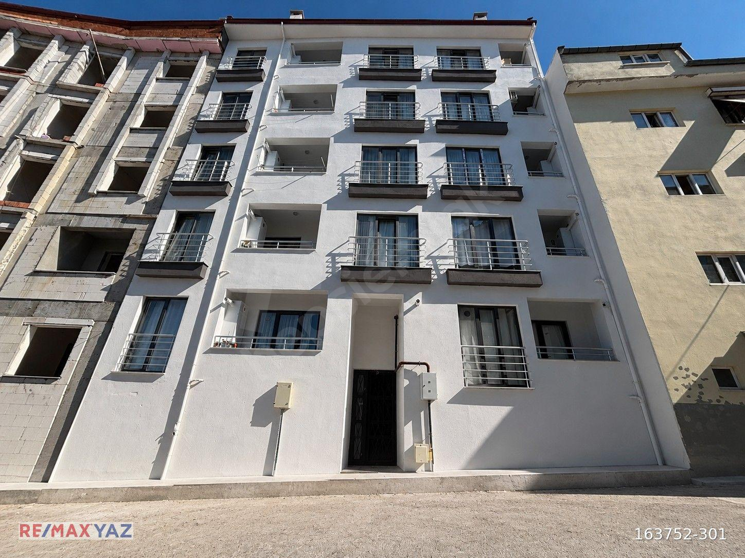 RE/MAX YAZ'DAN | ÇARŞIYA YÜRÜME MESAFESİNDE EŞYALI KİRALIK DAİRE