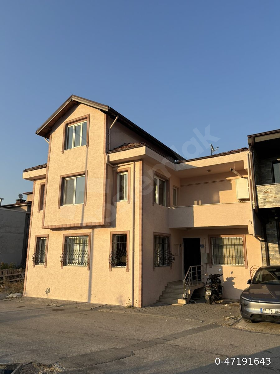 SAHİBİNDEN ÜÇEVLER MERKEZDE 2+1 DAİRE