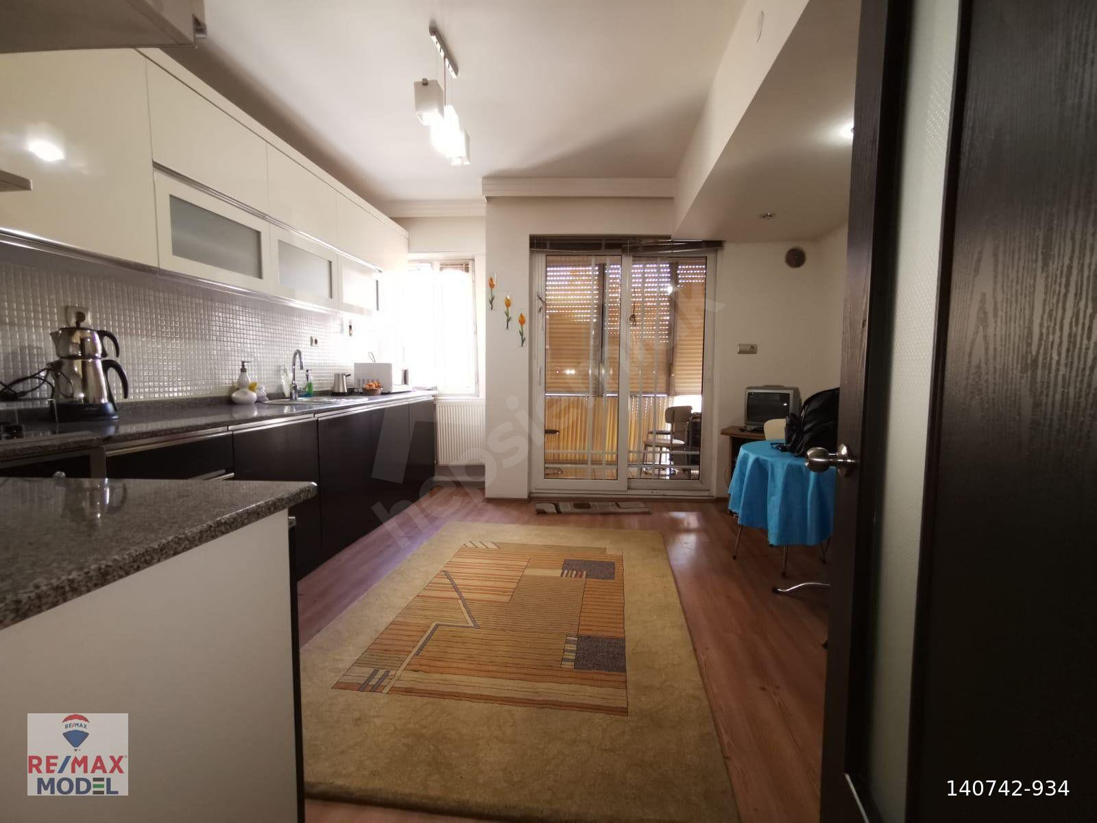 REMAX MODEL DEN ÇAYBAŞI CAMİİ YAKININDA 3+1 EŞYALI KİRALIK DAİRE