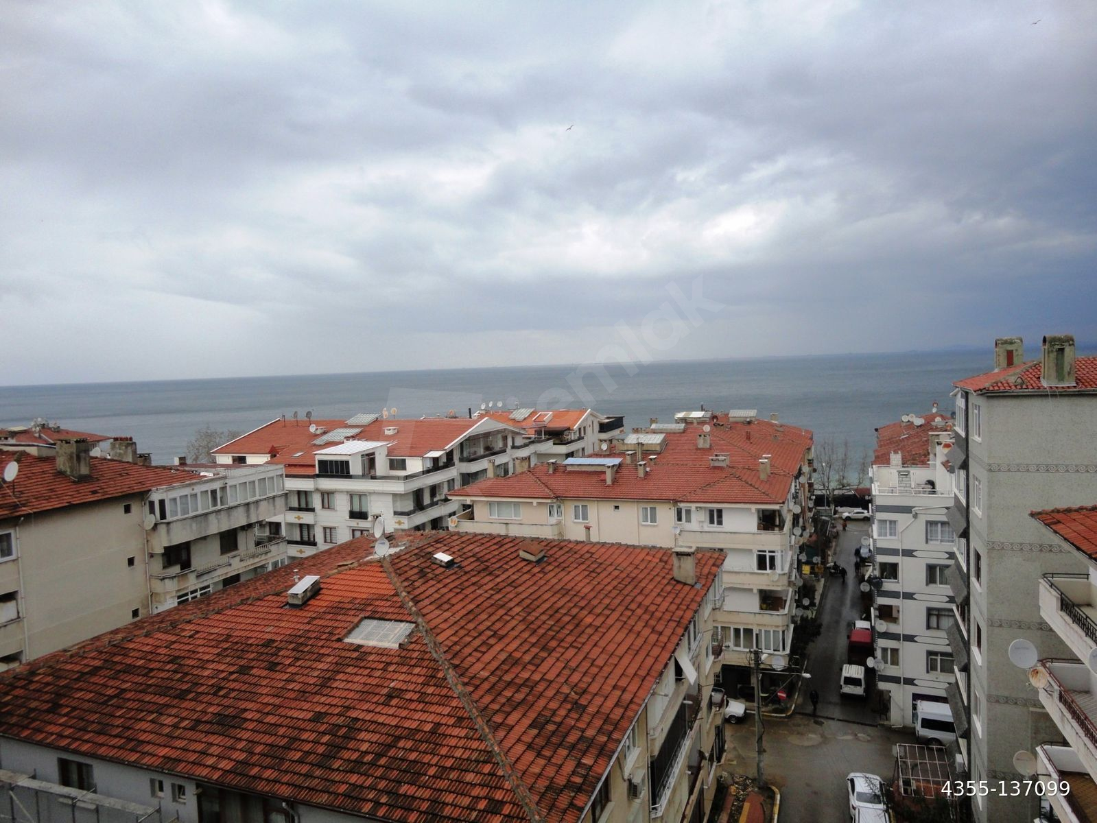 ÇINARCIK ÇARŞI'DA 175m2 MANZARALI ÇİFT WC'Lİ 5.KAT KİRALIK 3+1