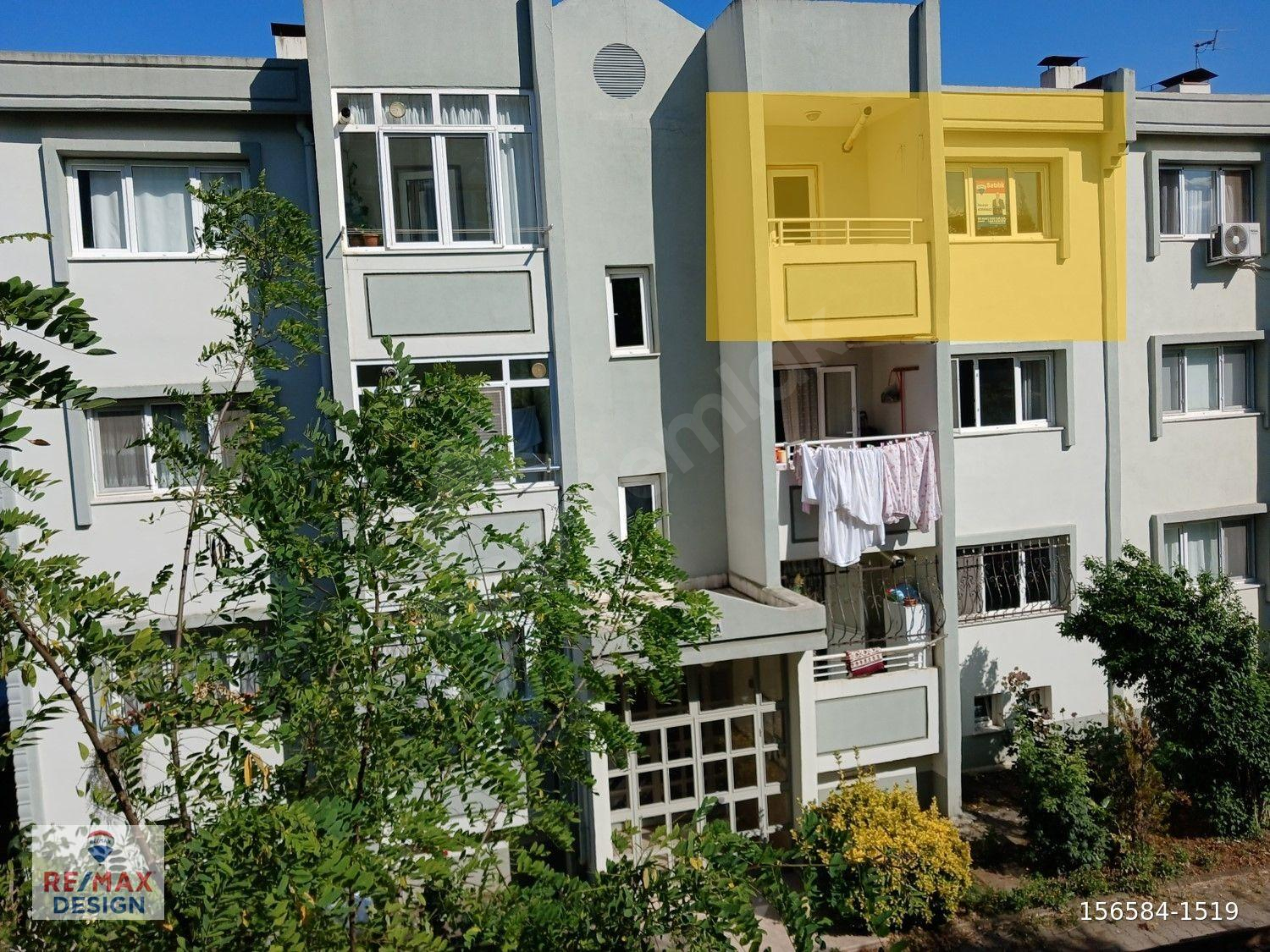 REMAX DESİGN HÜSEYİN KORKMAZ KORUCUKTA SİTE İÇİ SATILIK DAİRE