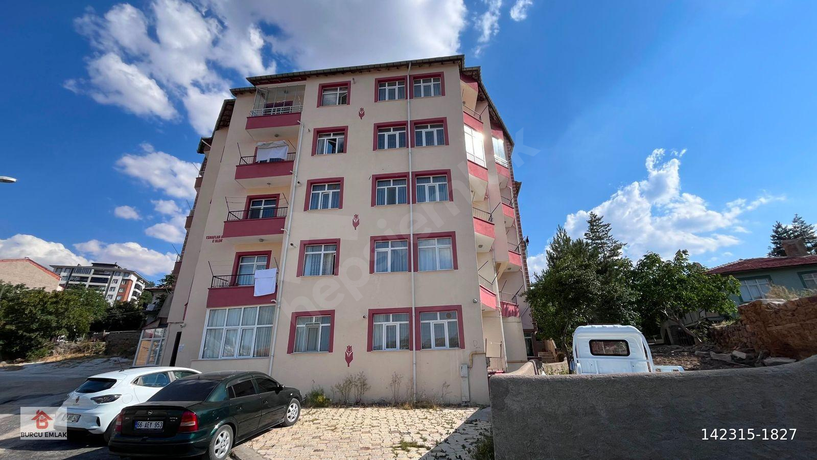 MERKEZDE 3+1 ARA KATTA SATILIK DAİRE --- BURCU EMLAKTAN
